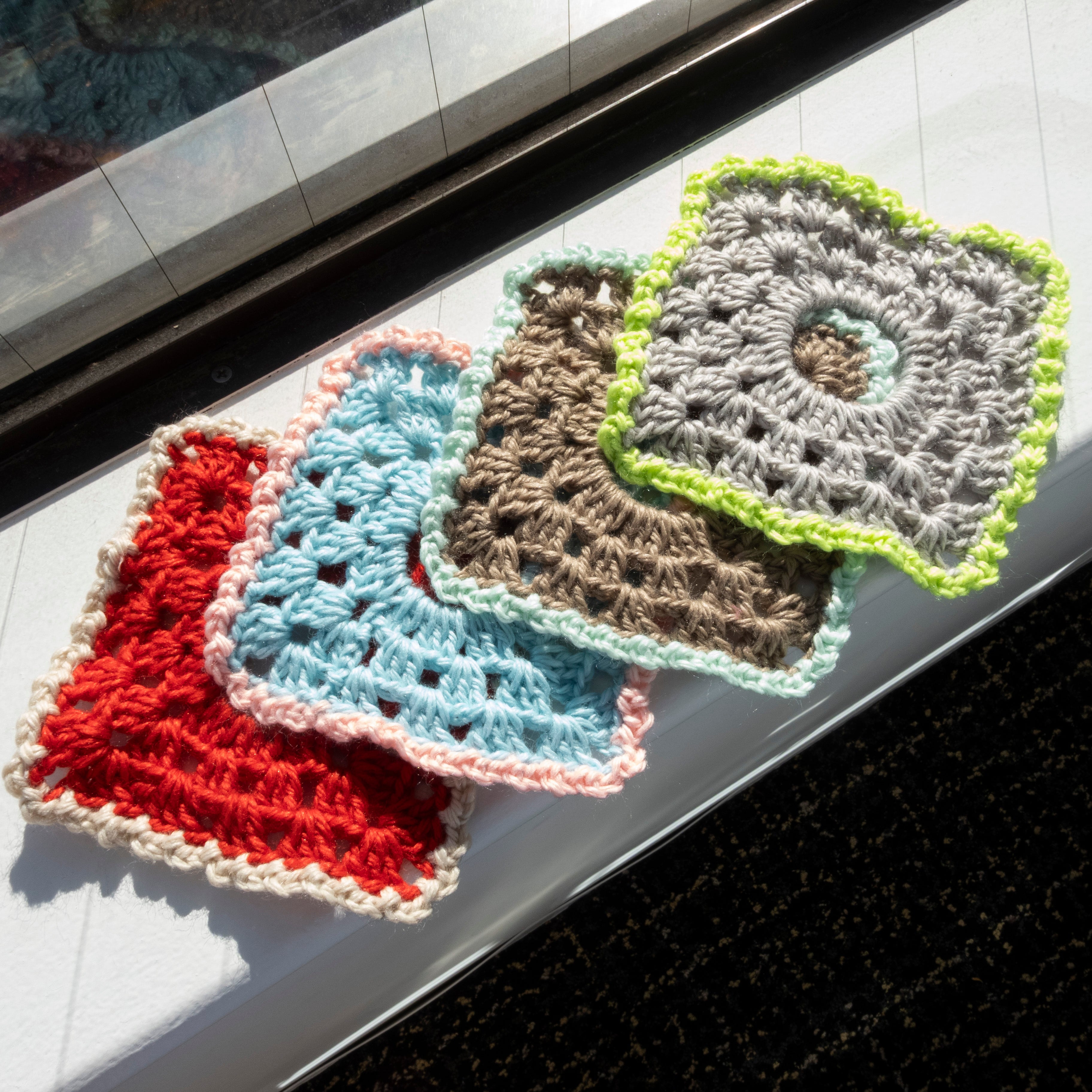 2月24日|かぎ針編みの基本で編める!グラニースクエアシュシュWS@シブヤ手芸部(渋谷スクランブルスクエア9階)