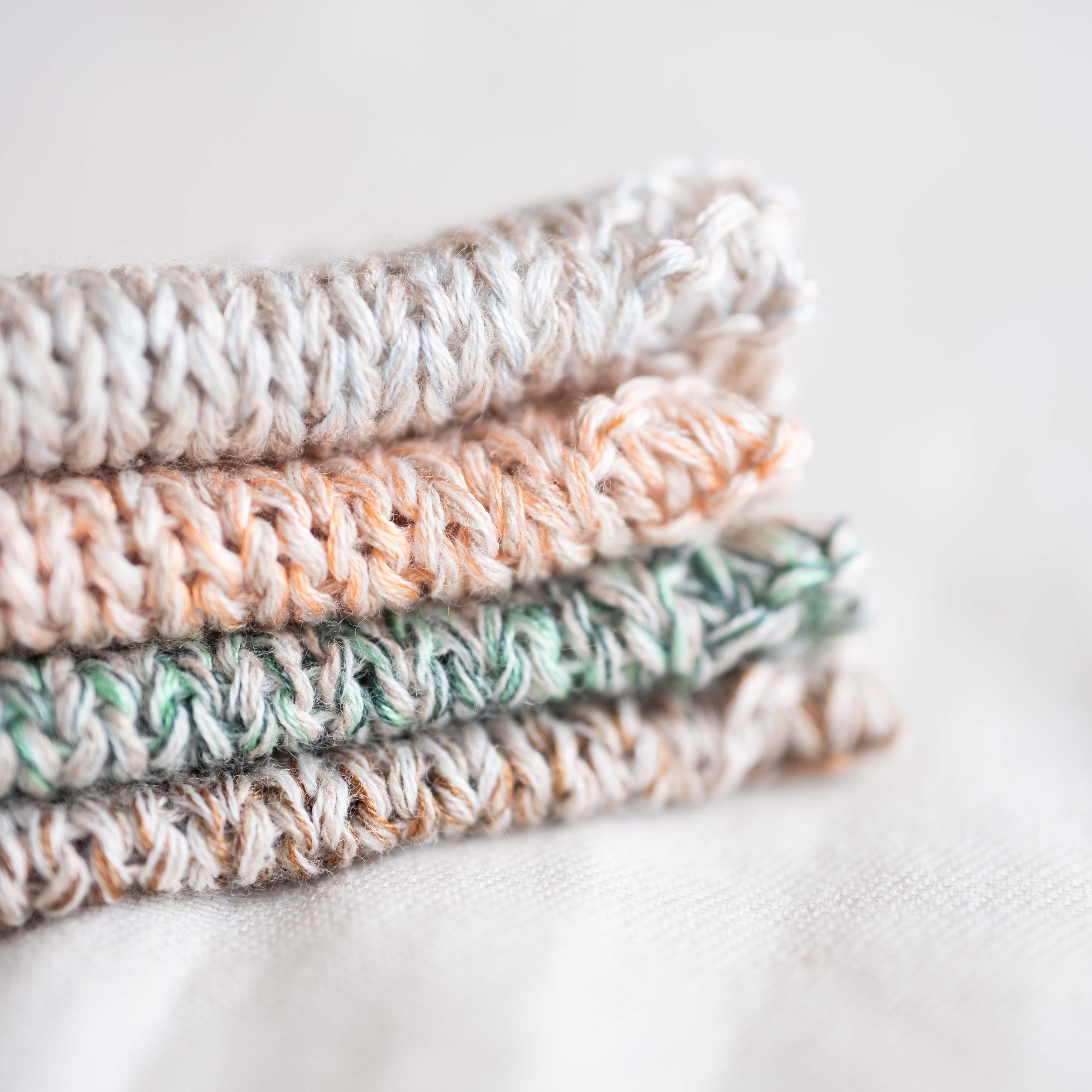 Tsuyu Ito (silk cotton linen blend) (ITORICOT Concept Yarn)