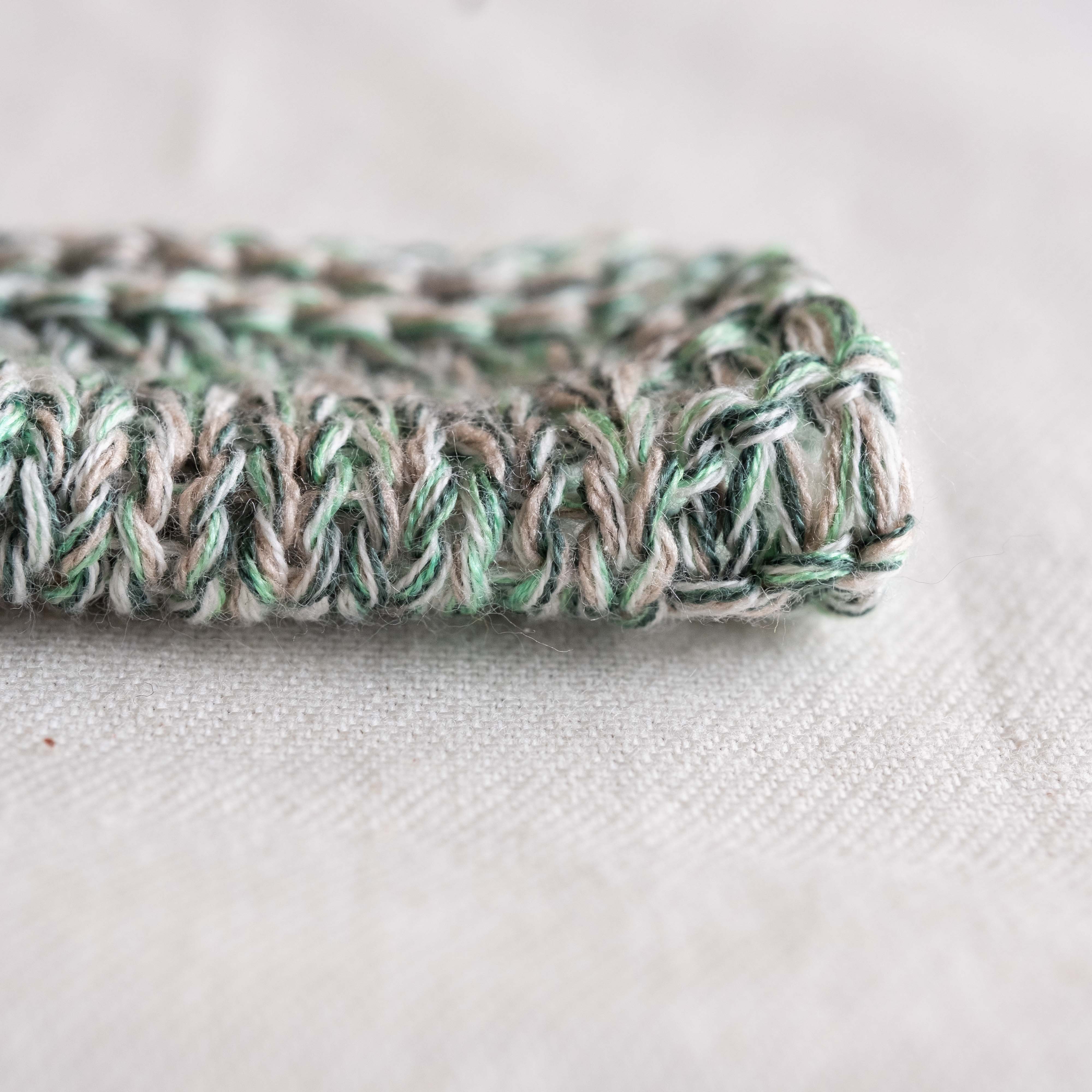 Tsuyu Ito (silk cotton linen blend) (ITORICOT Concept Yarn)