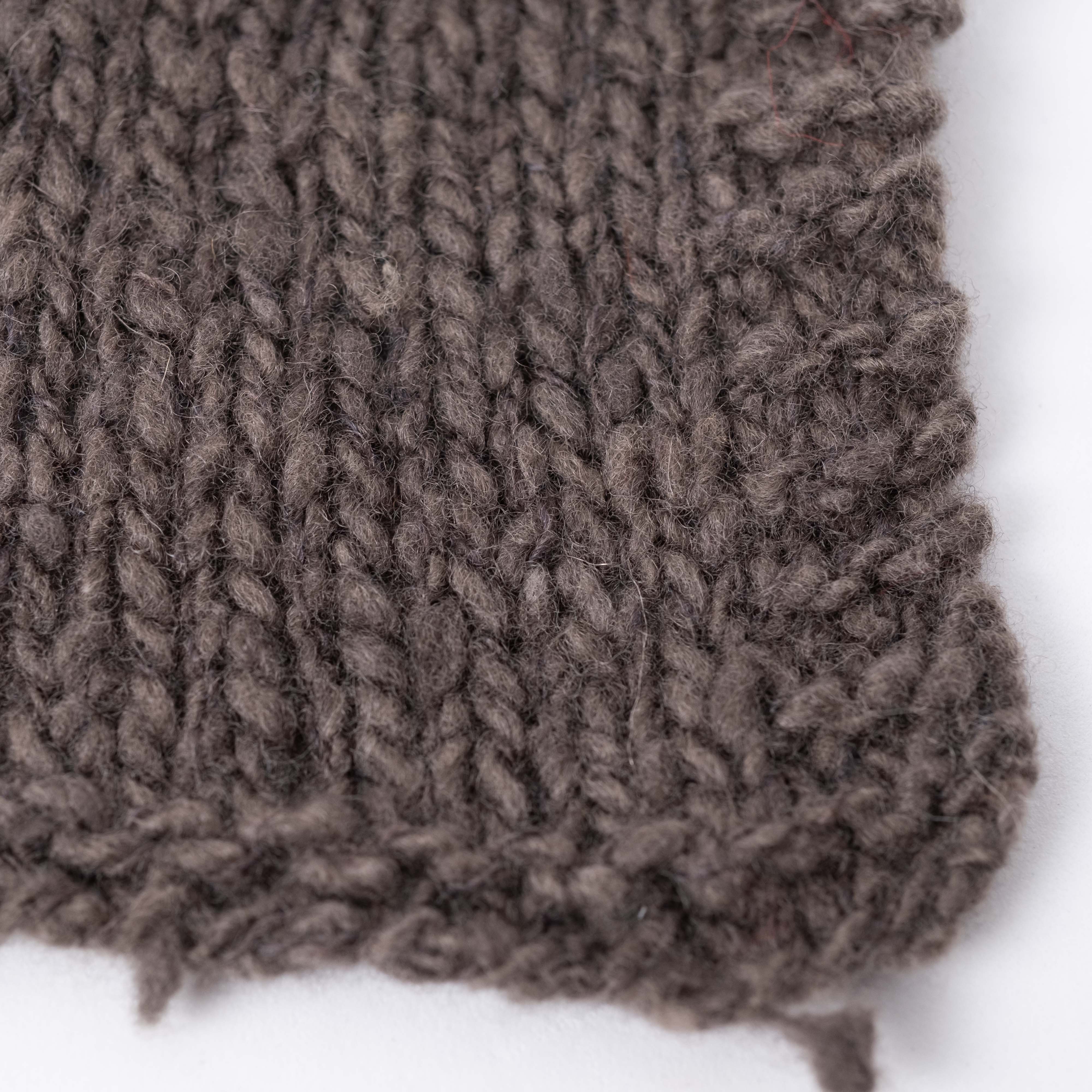 -mid project- Wool blend slub yarn - charcoal