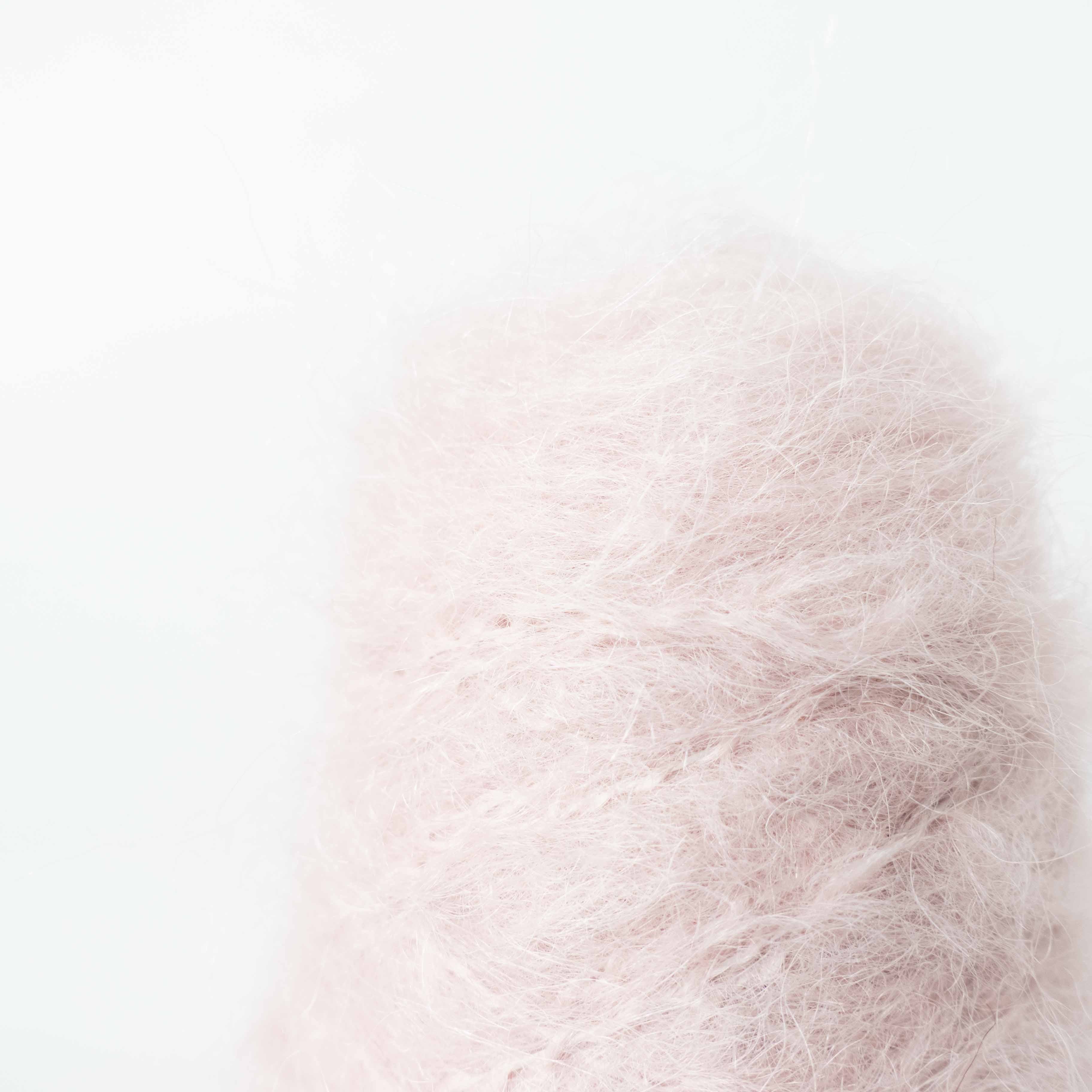 1/2 smile (Super Kid Mohair, Baby Alpaca)