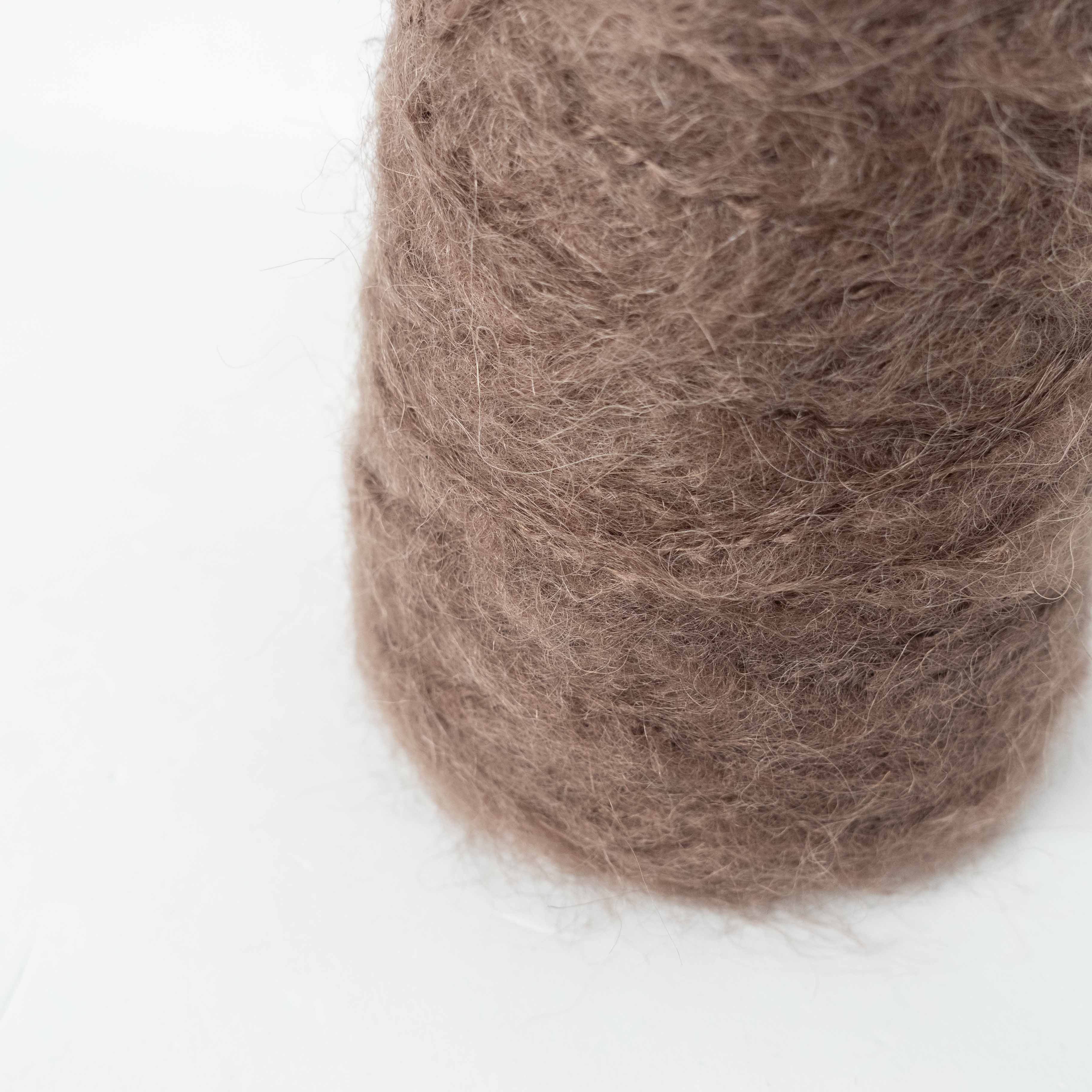 1/2 smile (Super Kid Mohair, Baby Alpaca)