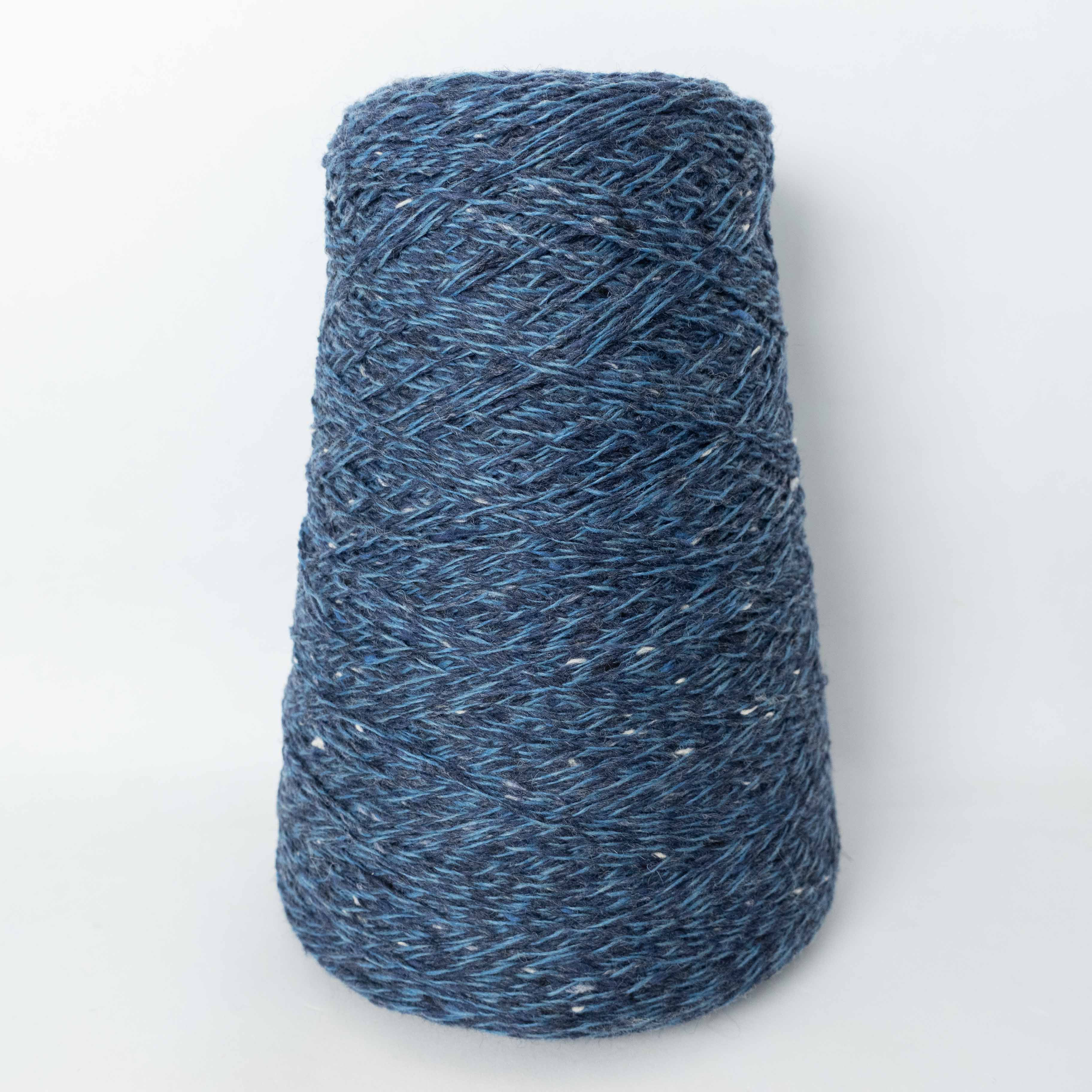 -mid project- 1/4.2 Bulky Nep Wool - Blue