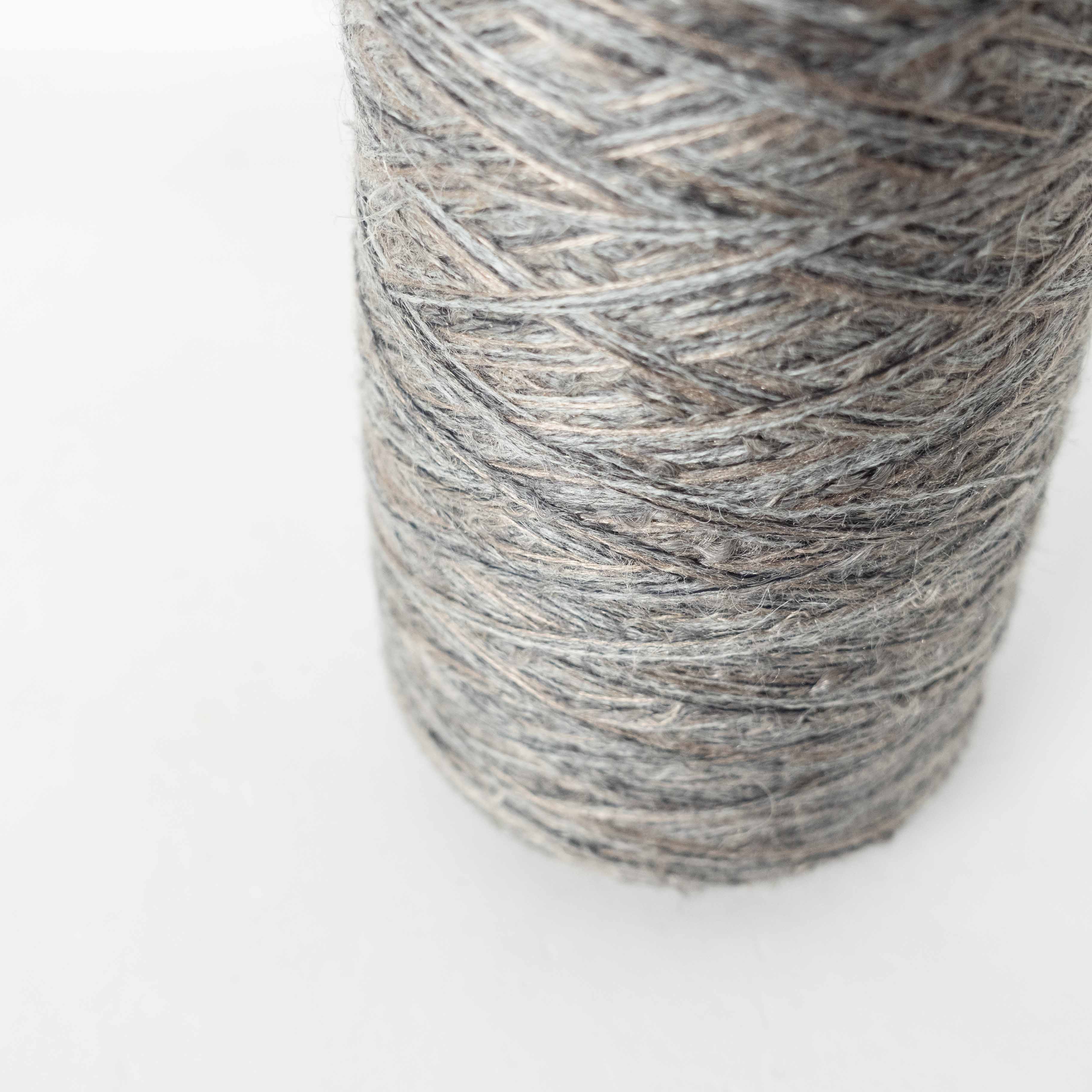 Koromo Ito(合細・アルパカシルクウール)(ITORICOT Concept Yarn)
