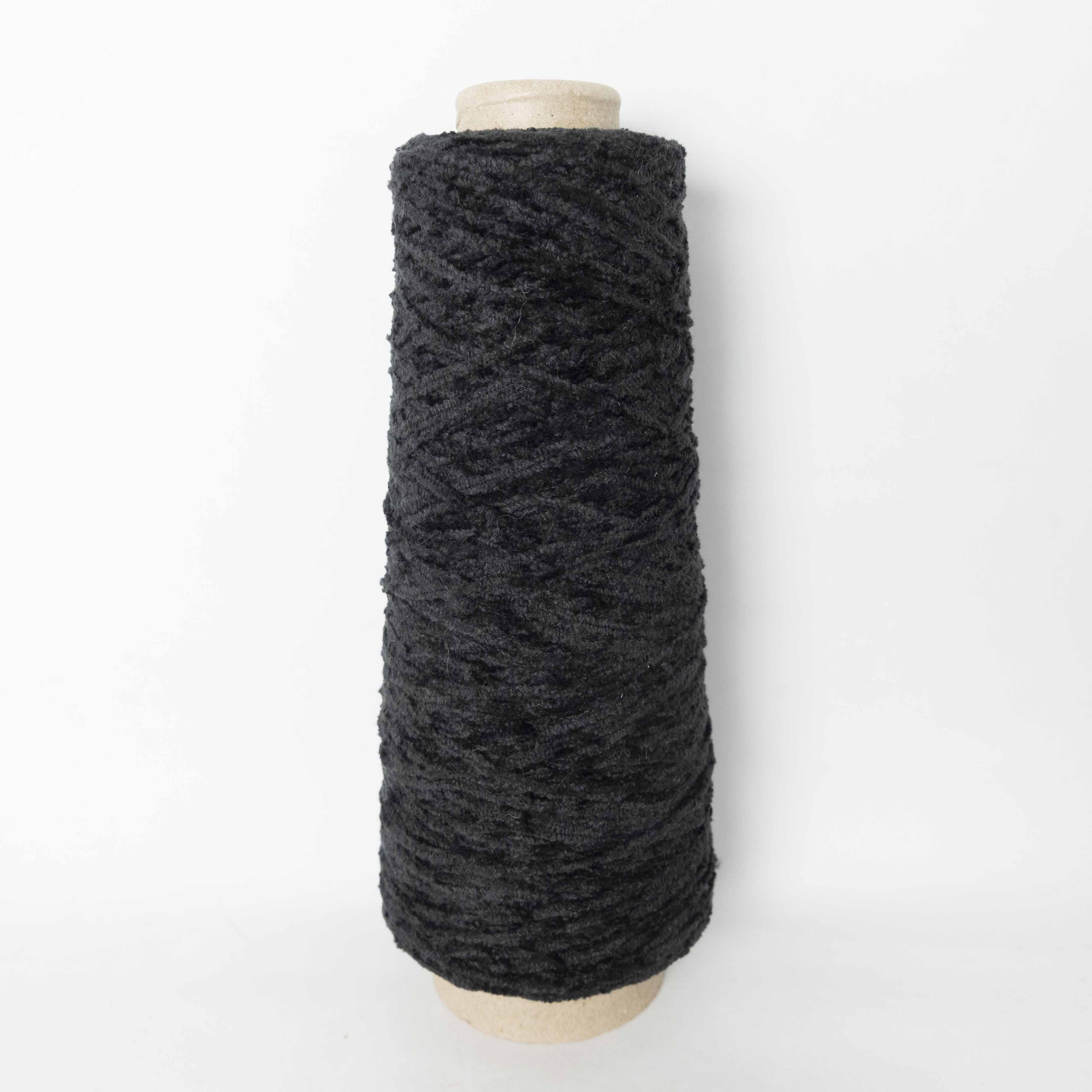 Moor Yarn - Charcoal Navy