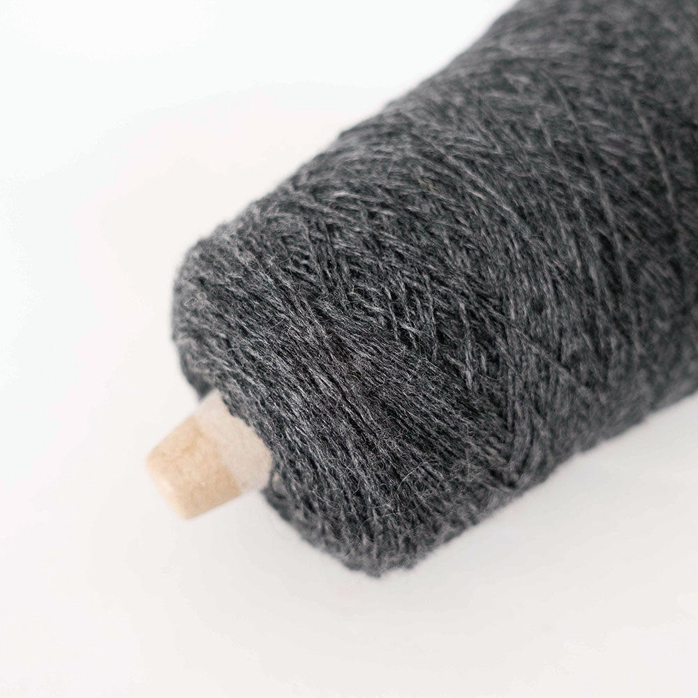 2/24 Snowflake (Cashmere Wool) - Gray