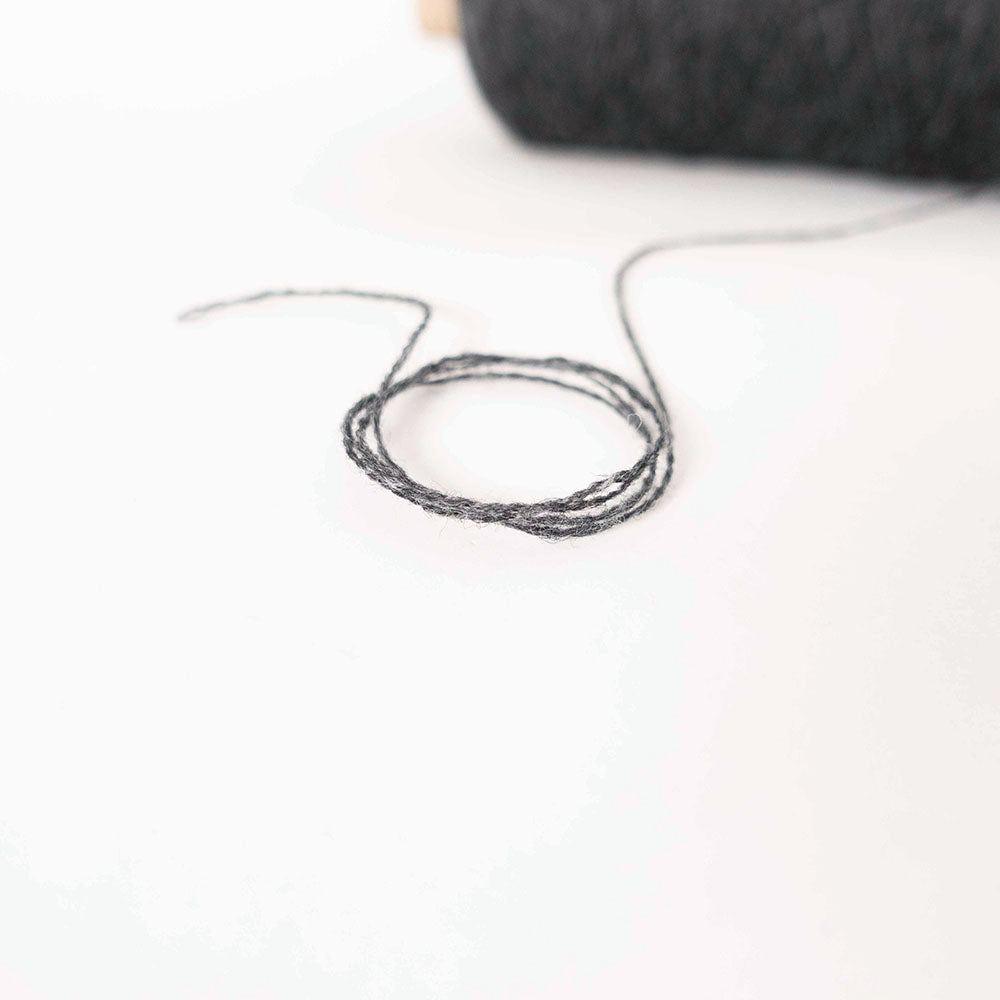 2/24 Snowflake (Cashmere Wool) - Gray