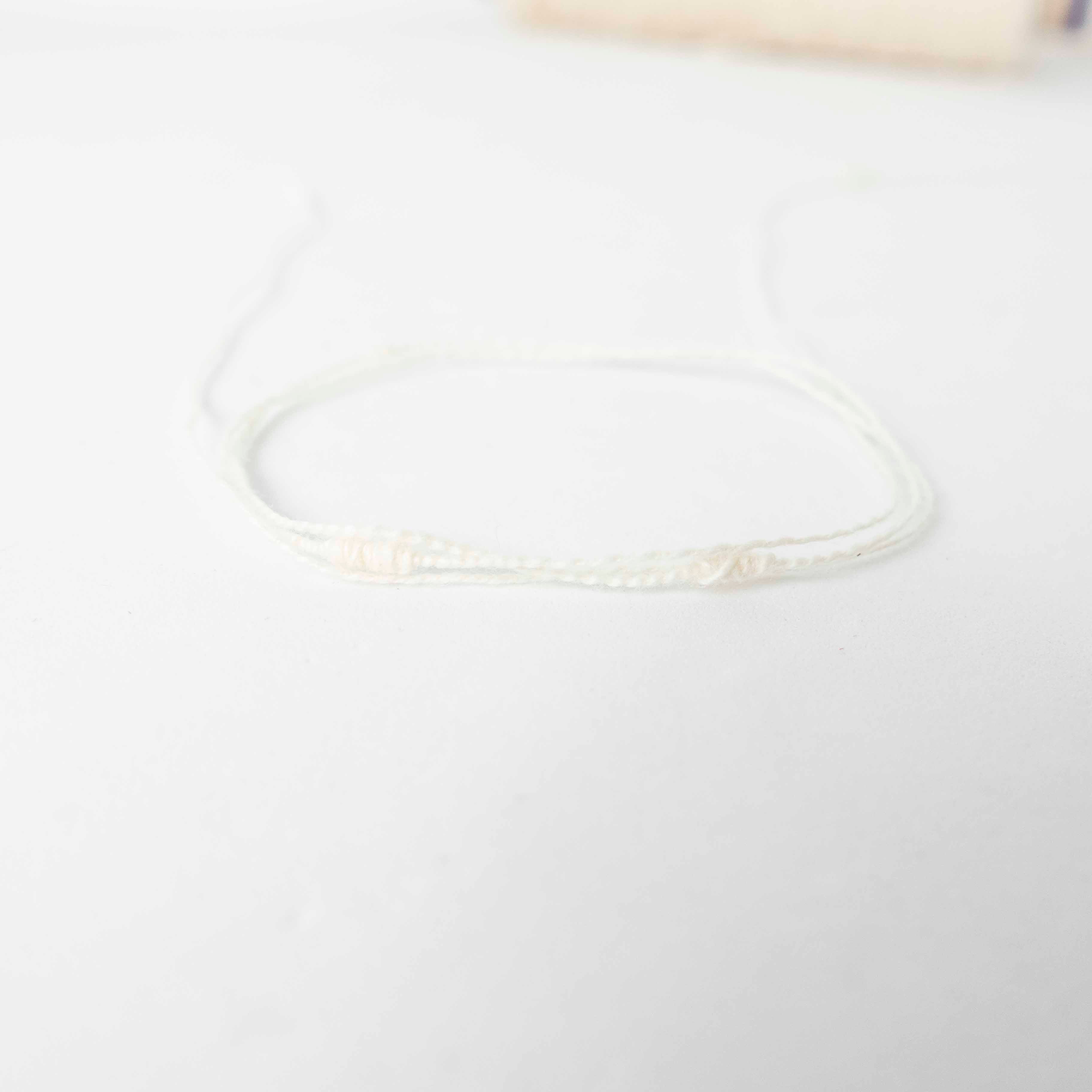 Ecru Knot