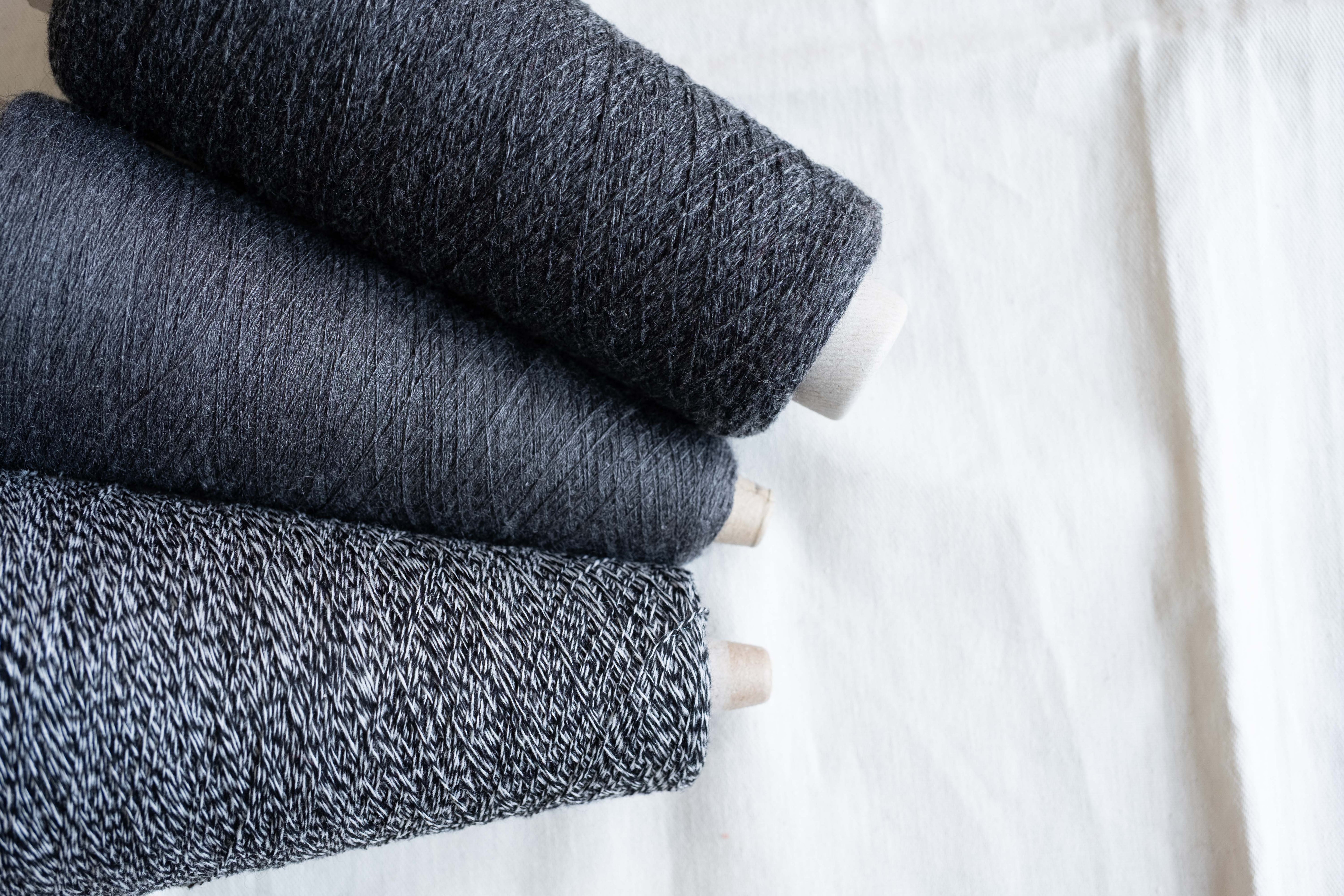 FIRST CASHMERE SET – 選べる3タイプの限定セット