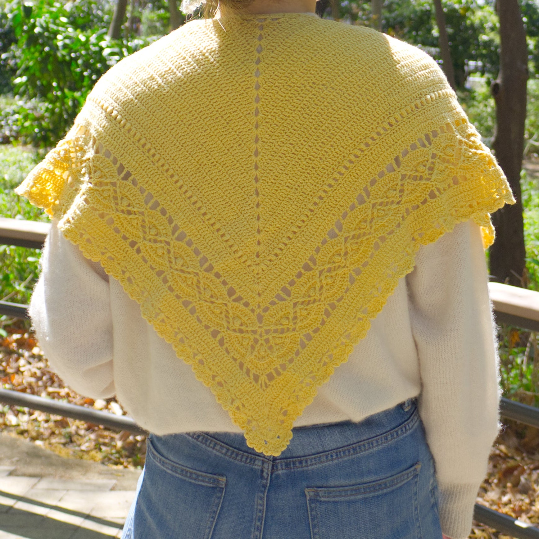 草木染めカシミヤで編む、Hiroka Shawl セット(スモールサイズ)(designed by 笠石あき)
