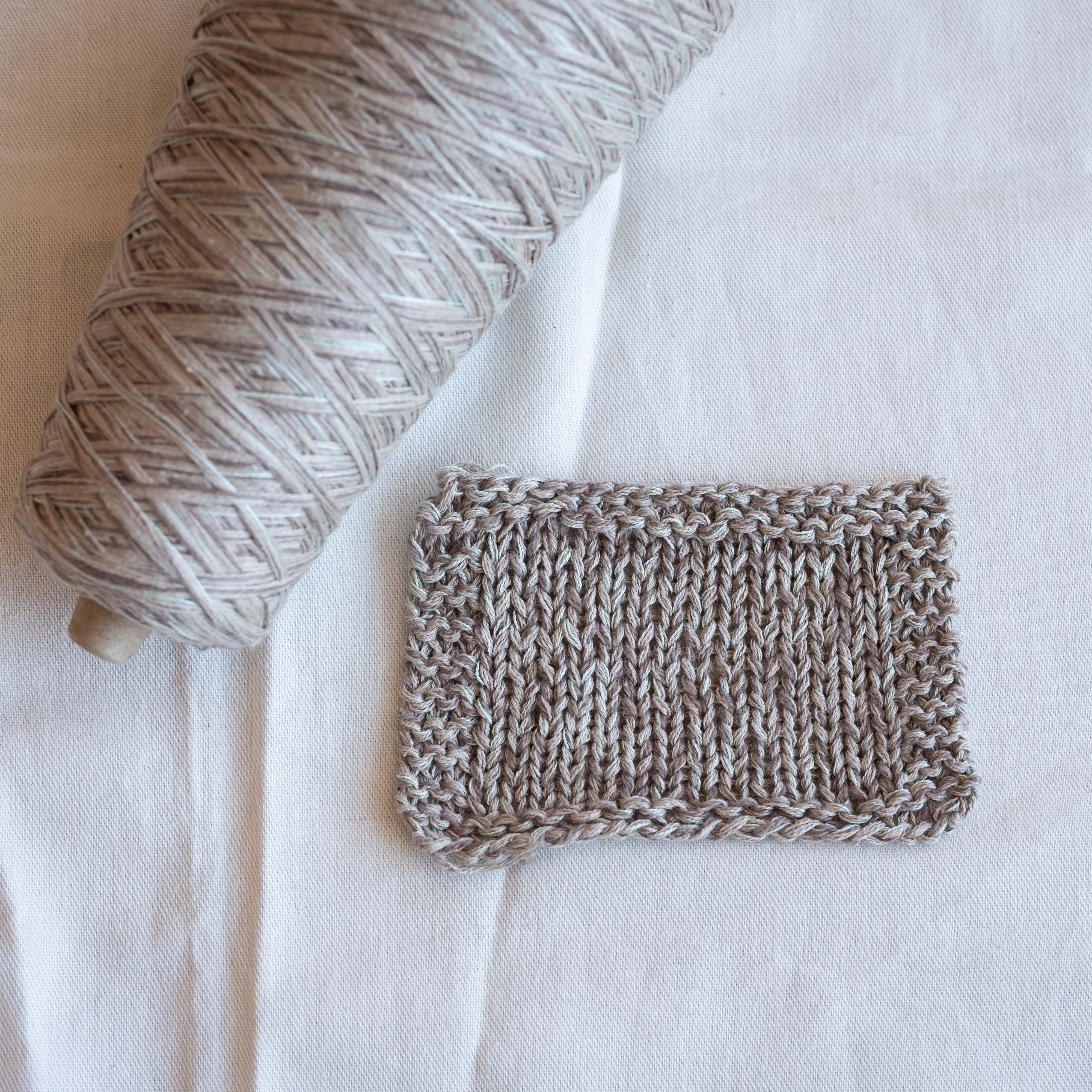 Smoky Quartz（中細・リネンシルクカシミヤ）（ITORICOT Concept Yarn）