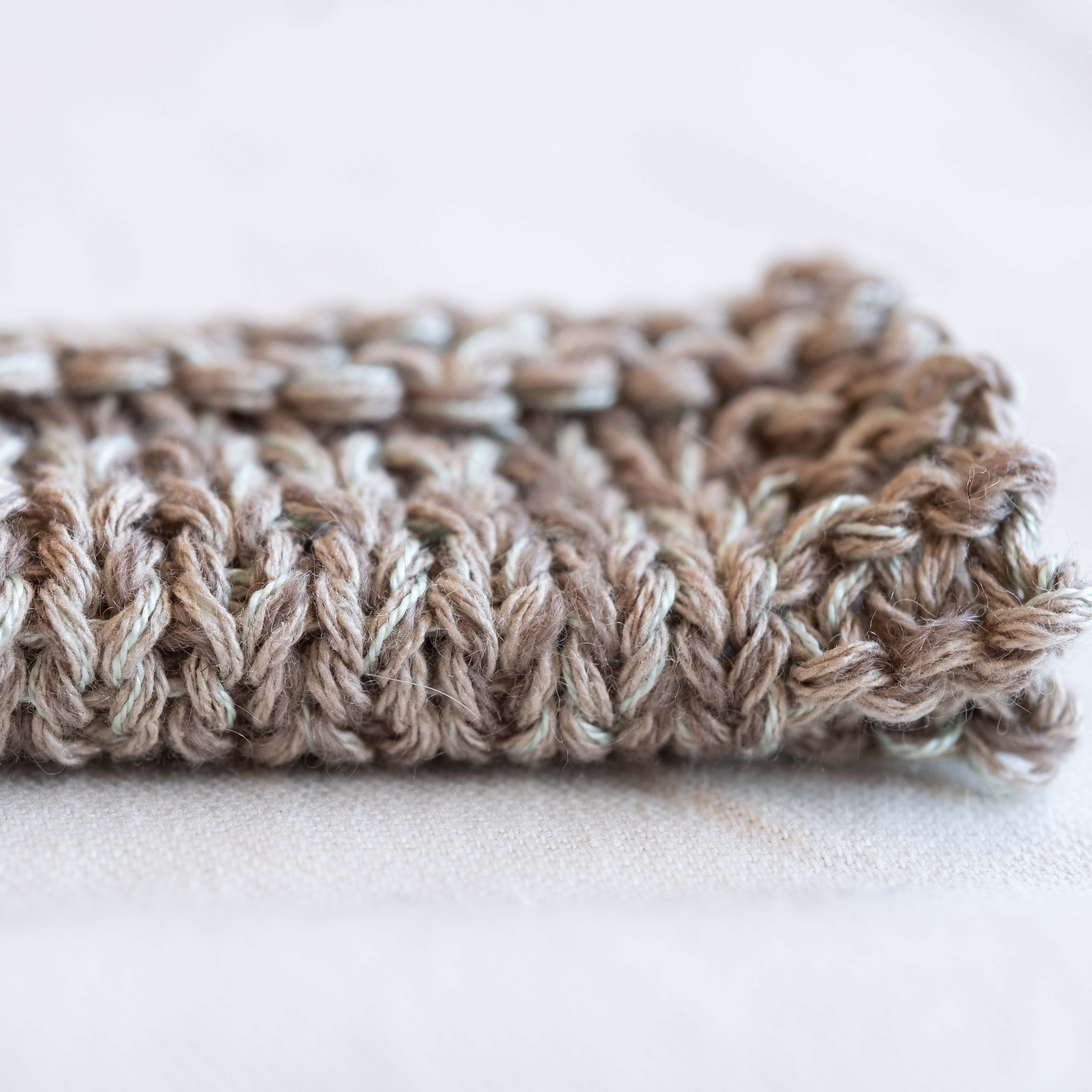 Smoky Quartz（中細・リネンシルクカシミヤ）（ITORICOT Concept Yarn）