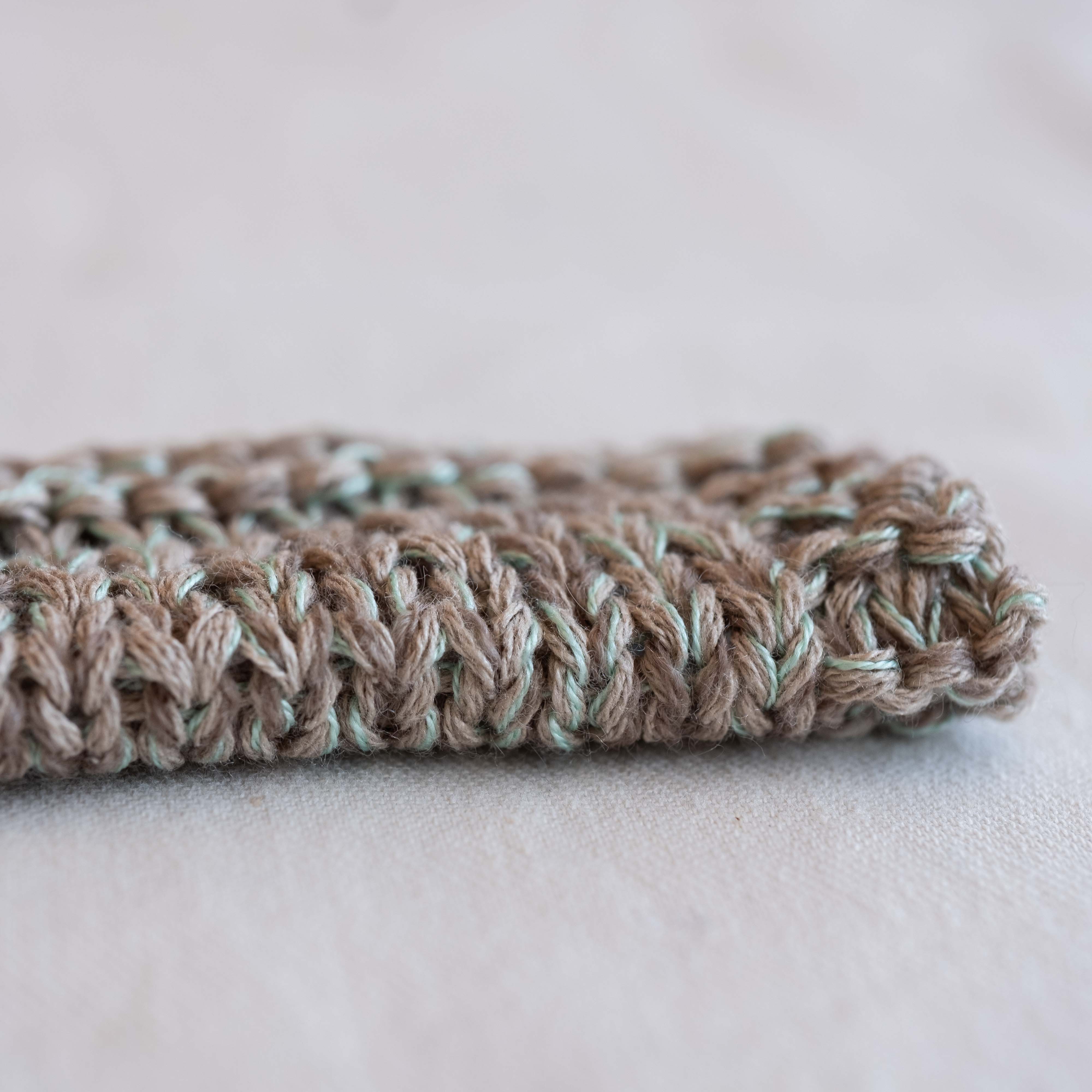 Smoky Quartz（中細・リネンシルクカシミヤ）（ITORICOT Concept Yarn）