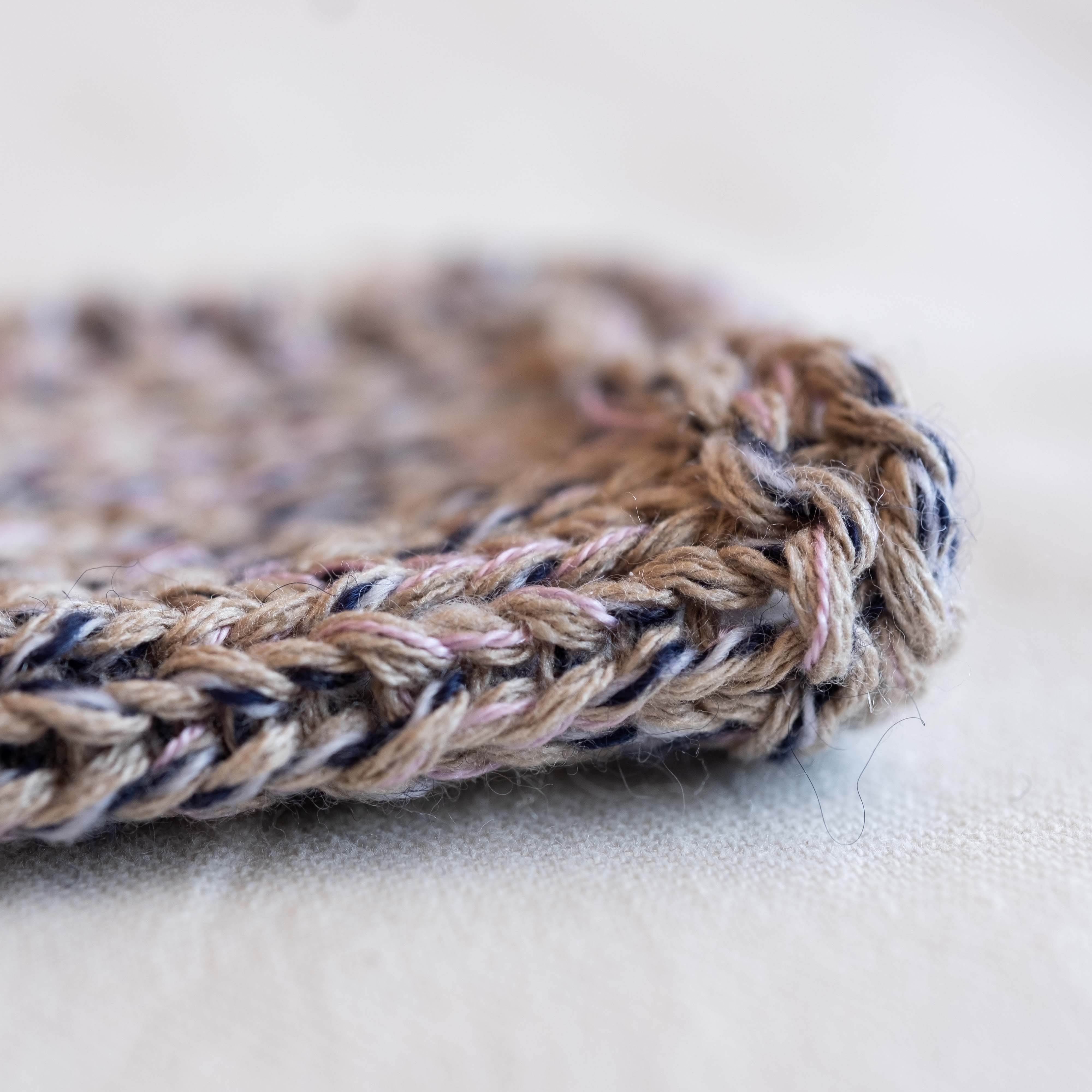 Smoky Quartz（中細・リネンシルクカシミヤ）（ITORICOT Concept Yarn）