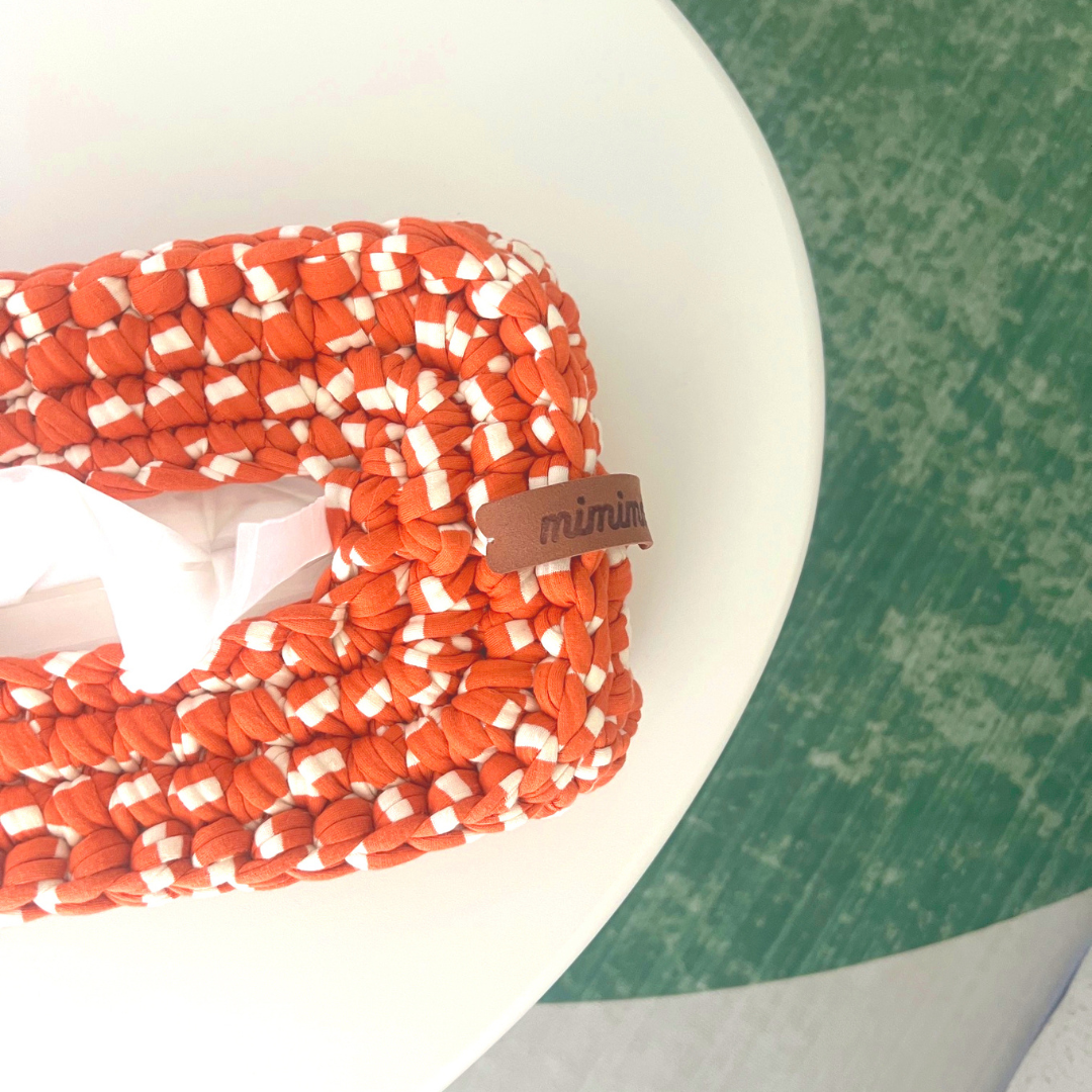 mimimo糸玉で編む、ティッシュボックスカバー by mimimoスタッフ