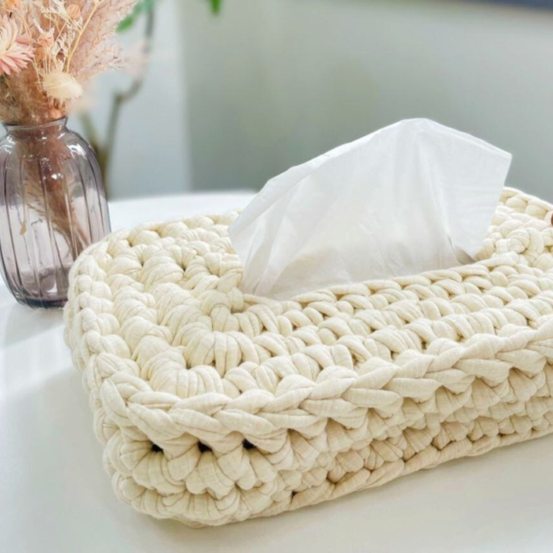 mimimo糸玉で編む、ティッシュボックスカバー by mimimoスタッフ