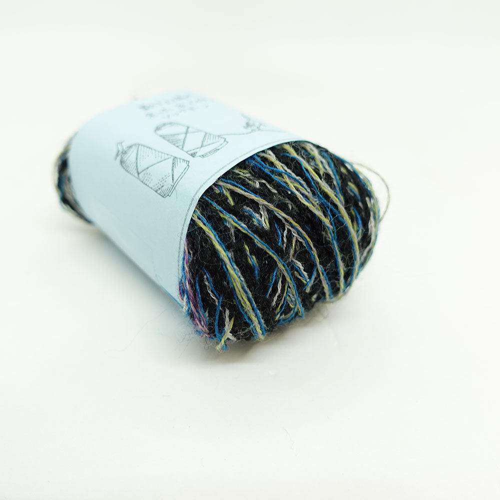 [Limited to one item] Set of 10 small rolls of sock yarn - Blue Spotted Cat (BLACK series)