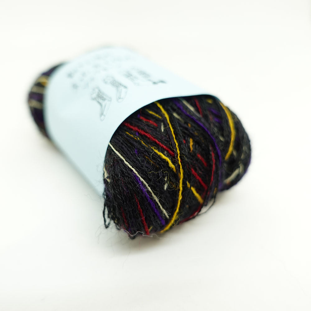 [Limited to one item] Set of 10 small rolls of sock yarn - We are naughty (BLACK series)