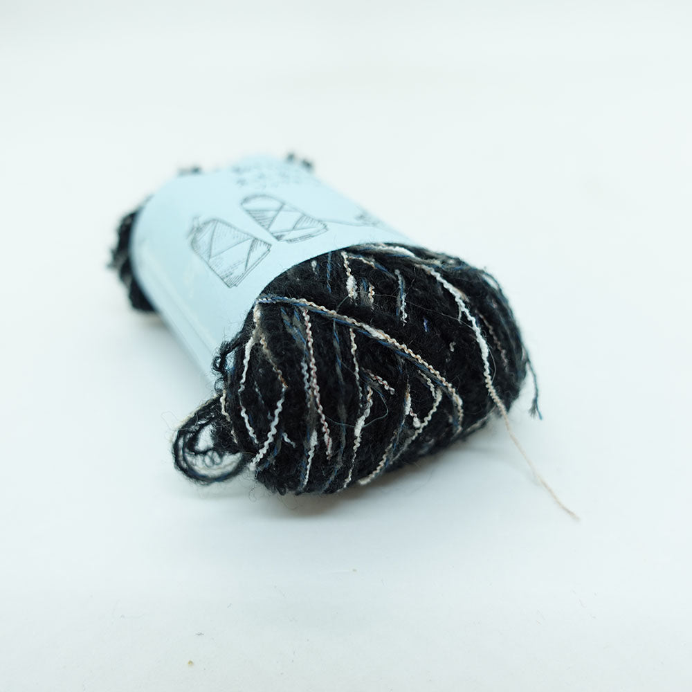 [Limited to one item] Set of 10 small rolls of sock yarn - Our General (BLACK series)