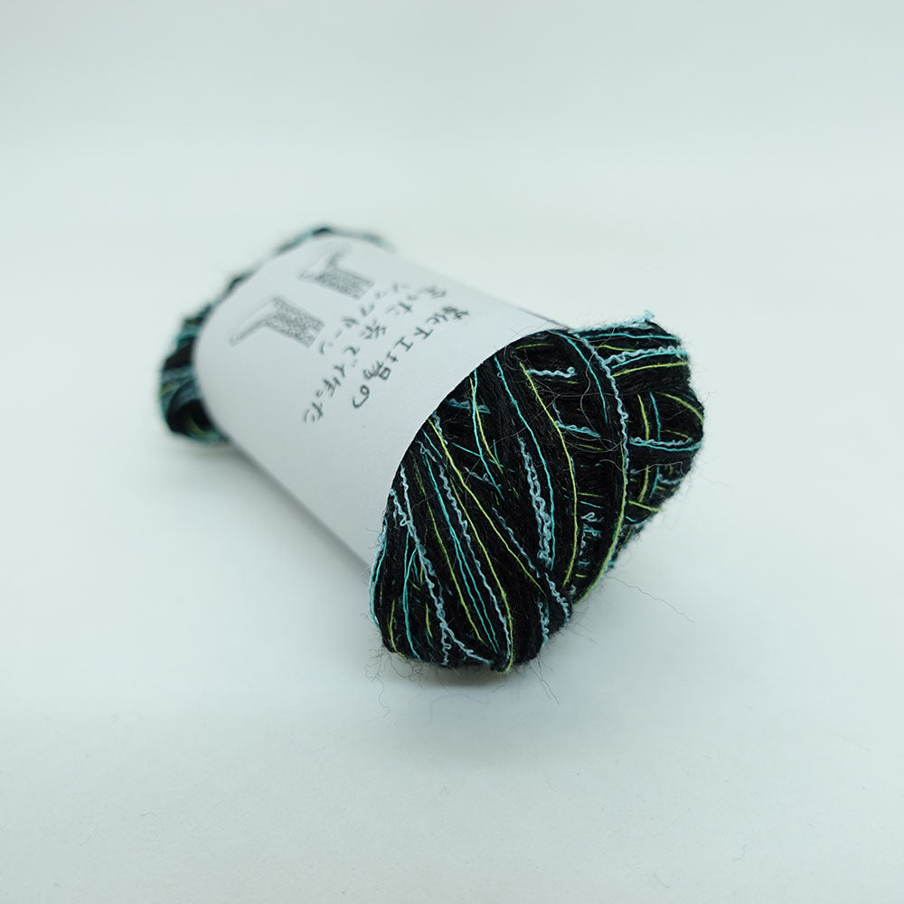 [Limited to one item] Set of 10 small rolls of sock yarn - Cute Girl (BLACK series)