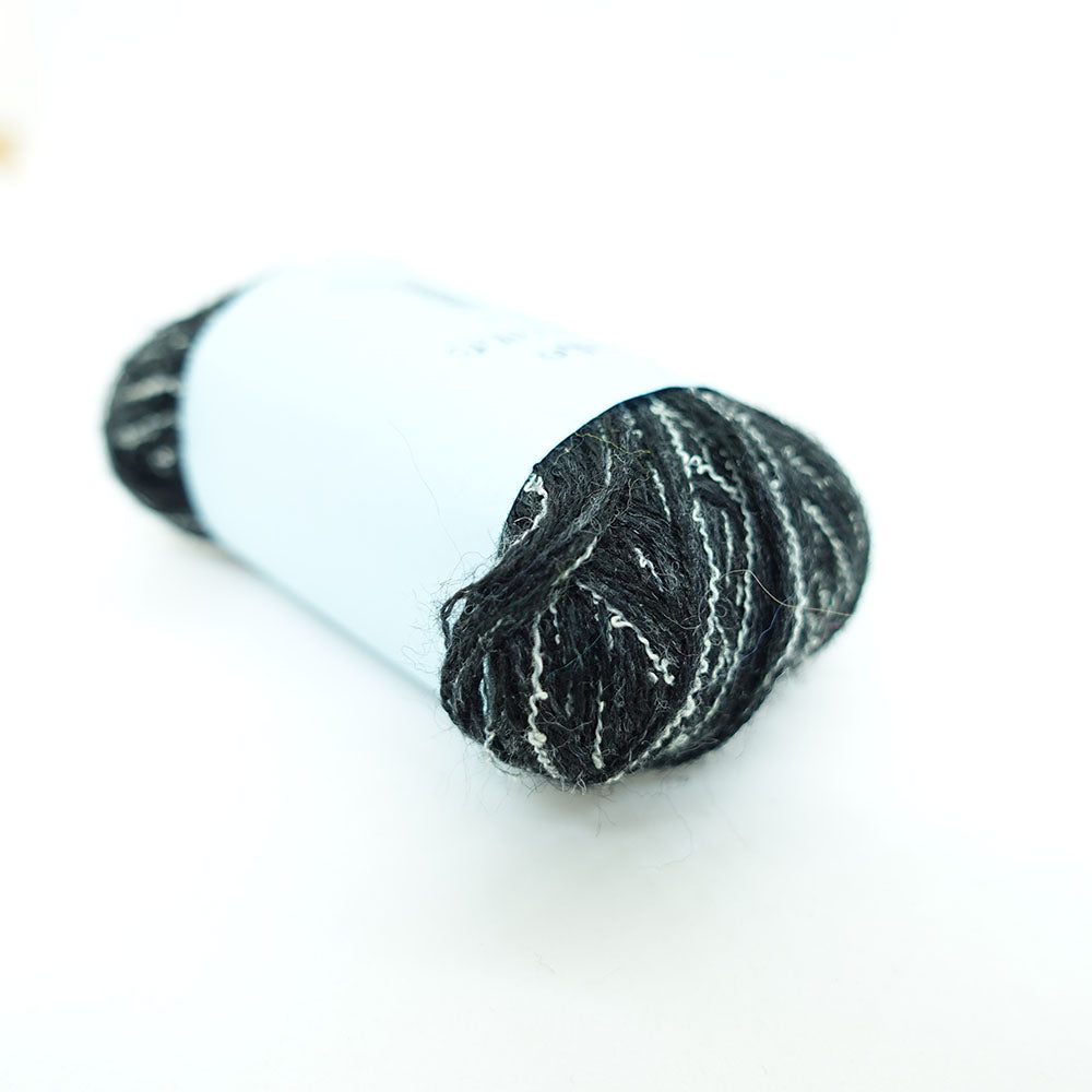 [Limited to one item] Set of 10 small rolls of sock yarn - For the moody person (BLACK series)