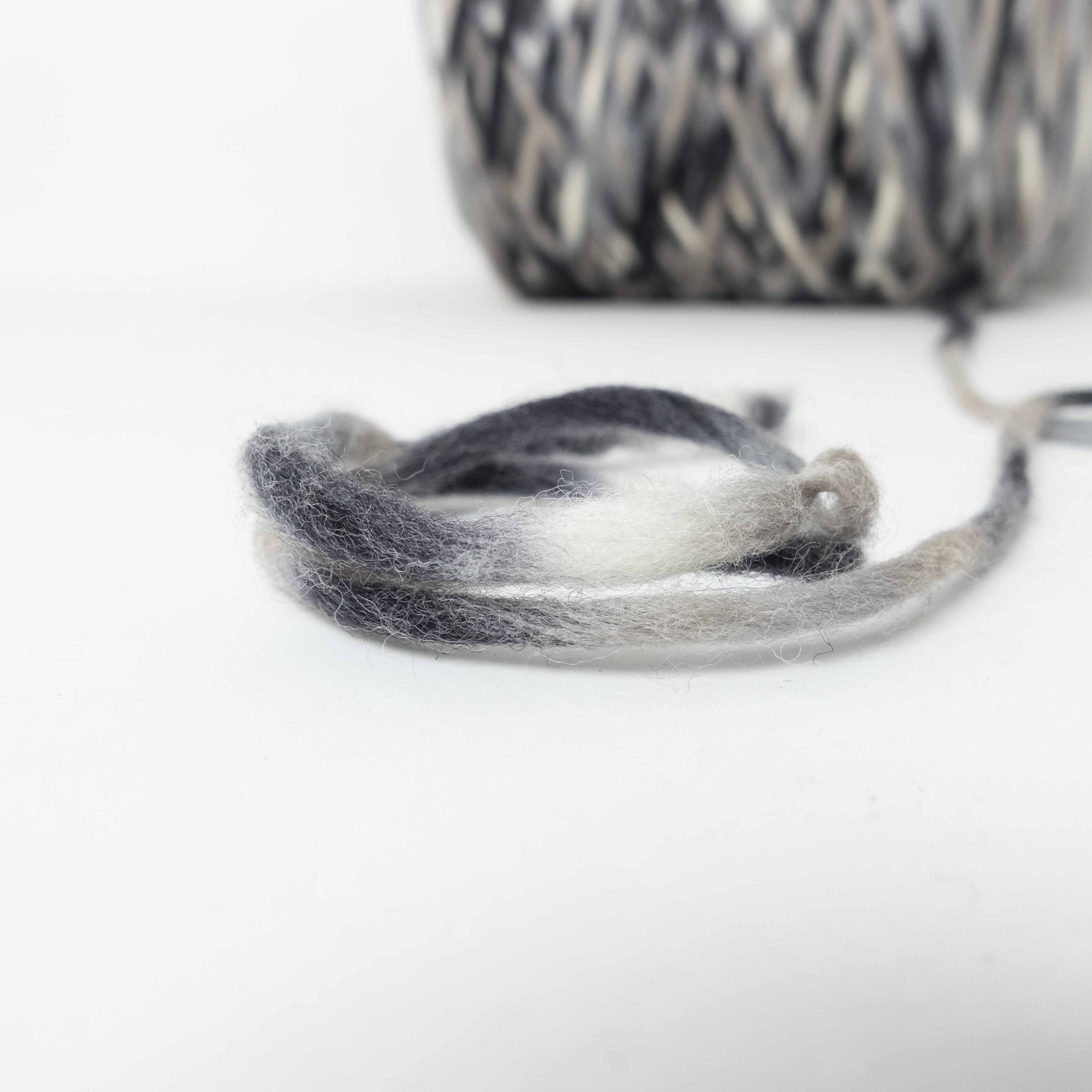 -big project- 1/1 ウールロービング- 三毛猫