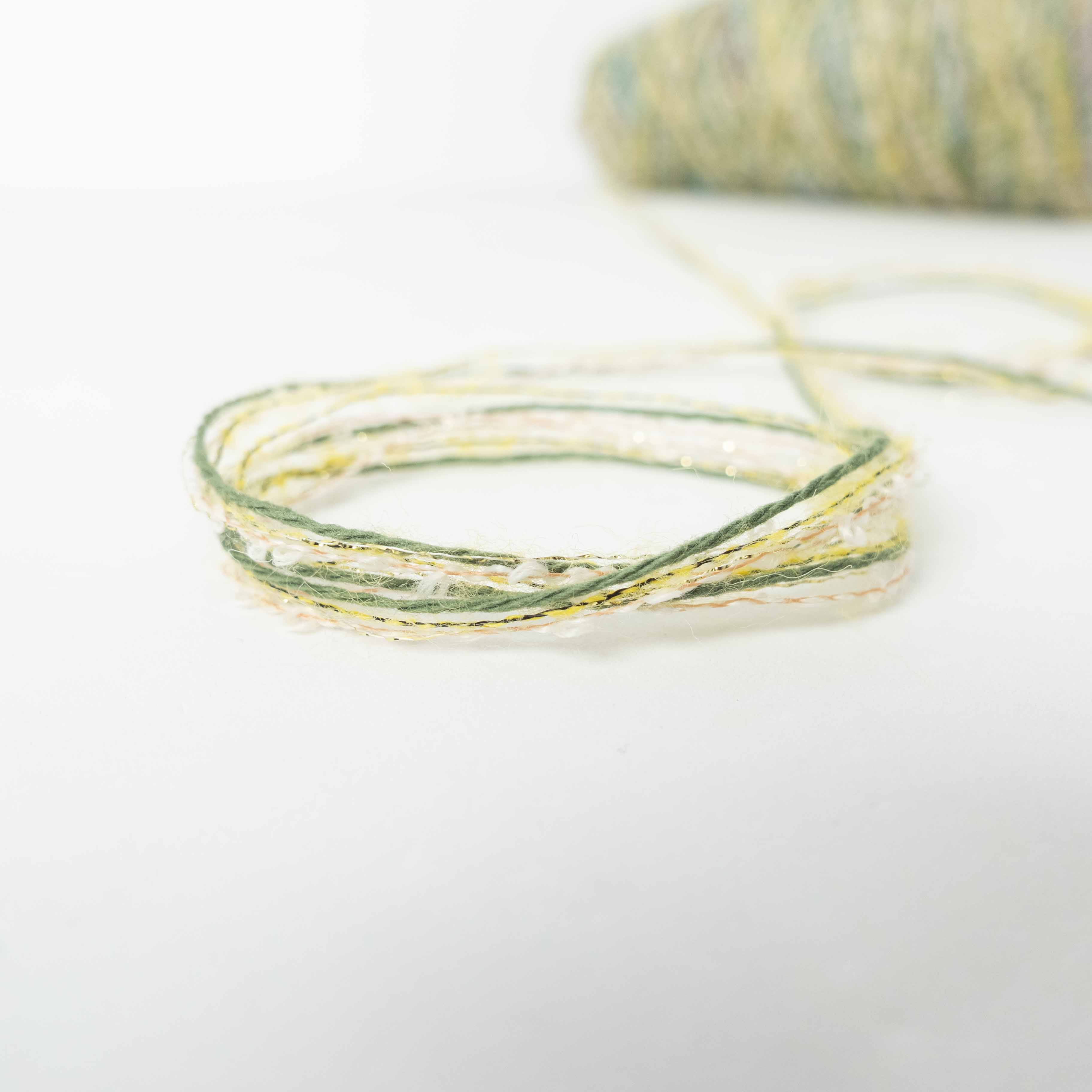 〈クリスマスシリーズ〉MIXED YARN（ミックスヤーン）