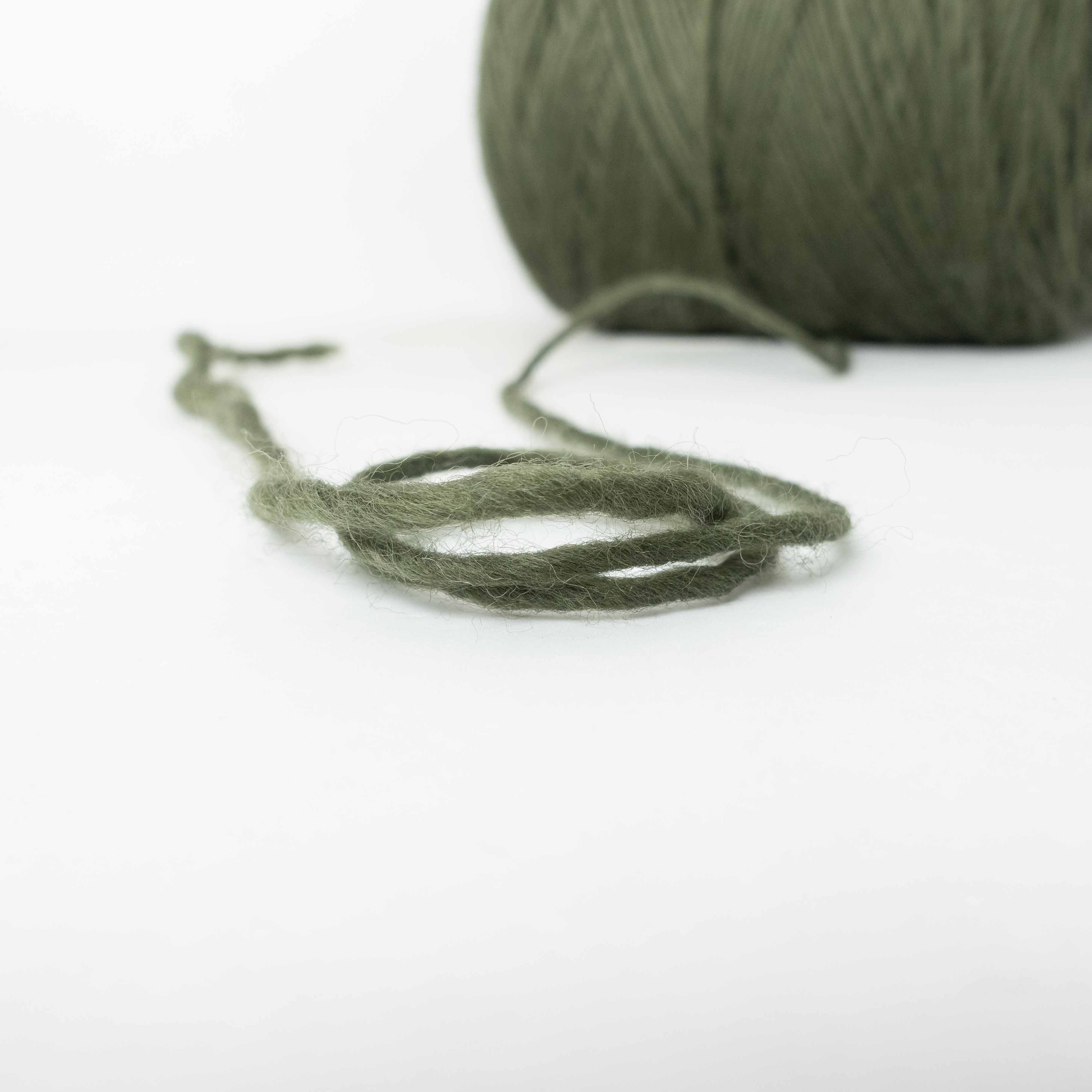 -big project- Bulky Wool Roving (100% Wool)