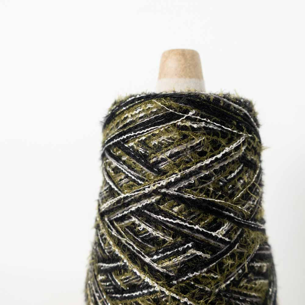 〈ハロウィンシリーズ〉WOOL SOCK YARN （ソックヤーン） - 茨の女王