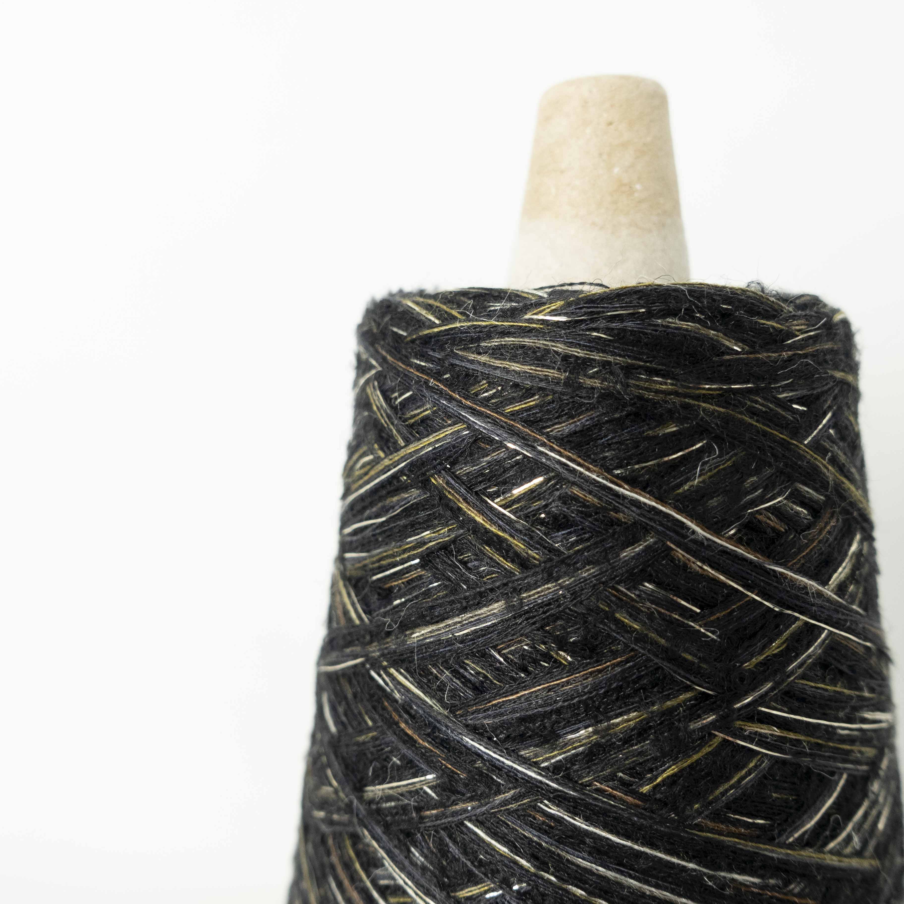 〈Blackシリーズ〉MIXED YARN（ミックスヤーン）