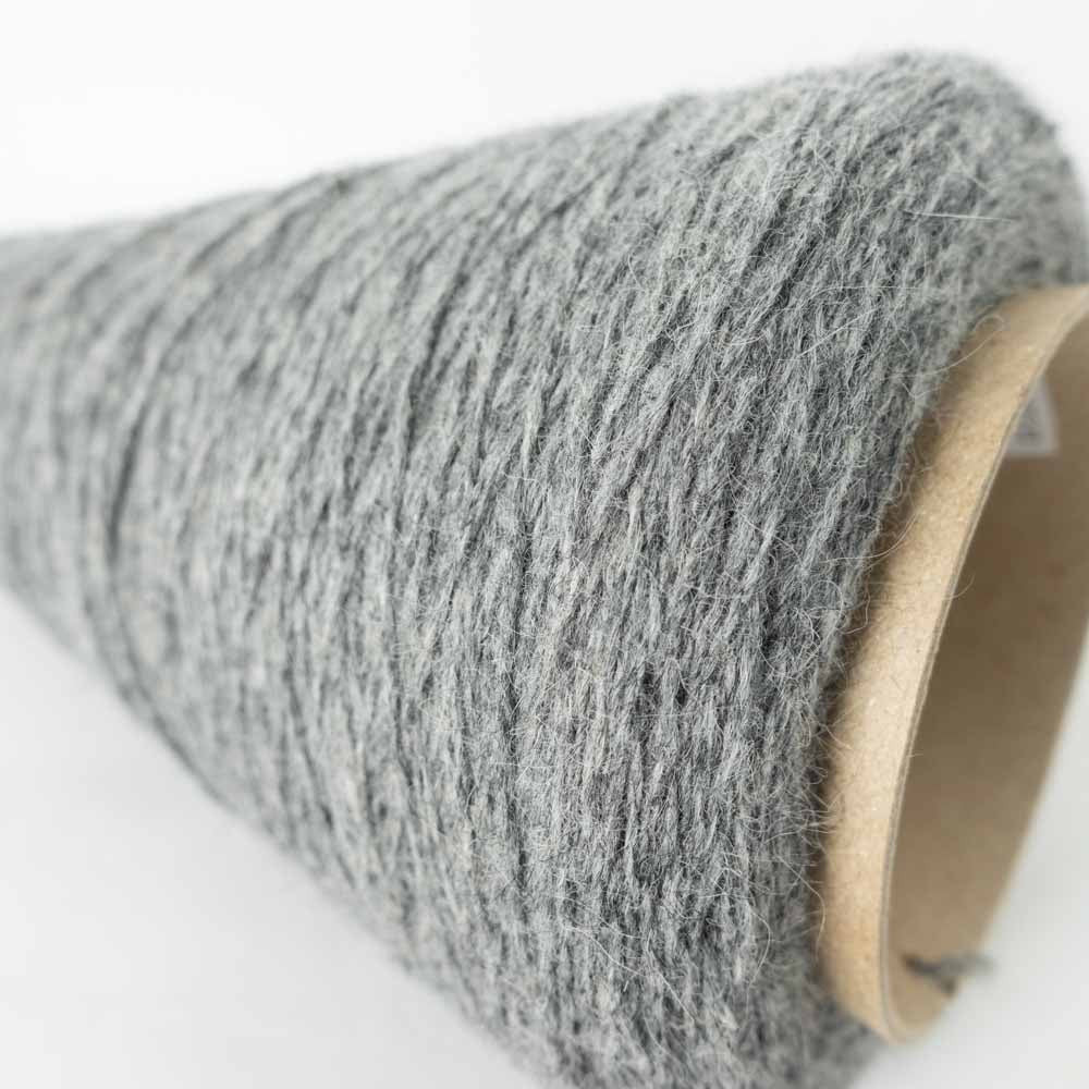 [Only one available] -mid project- 2/16 Raccoon wool 50 - Medium gray