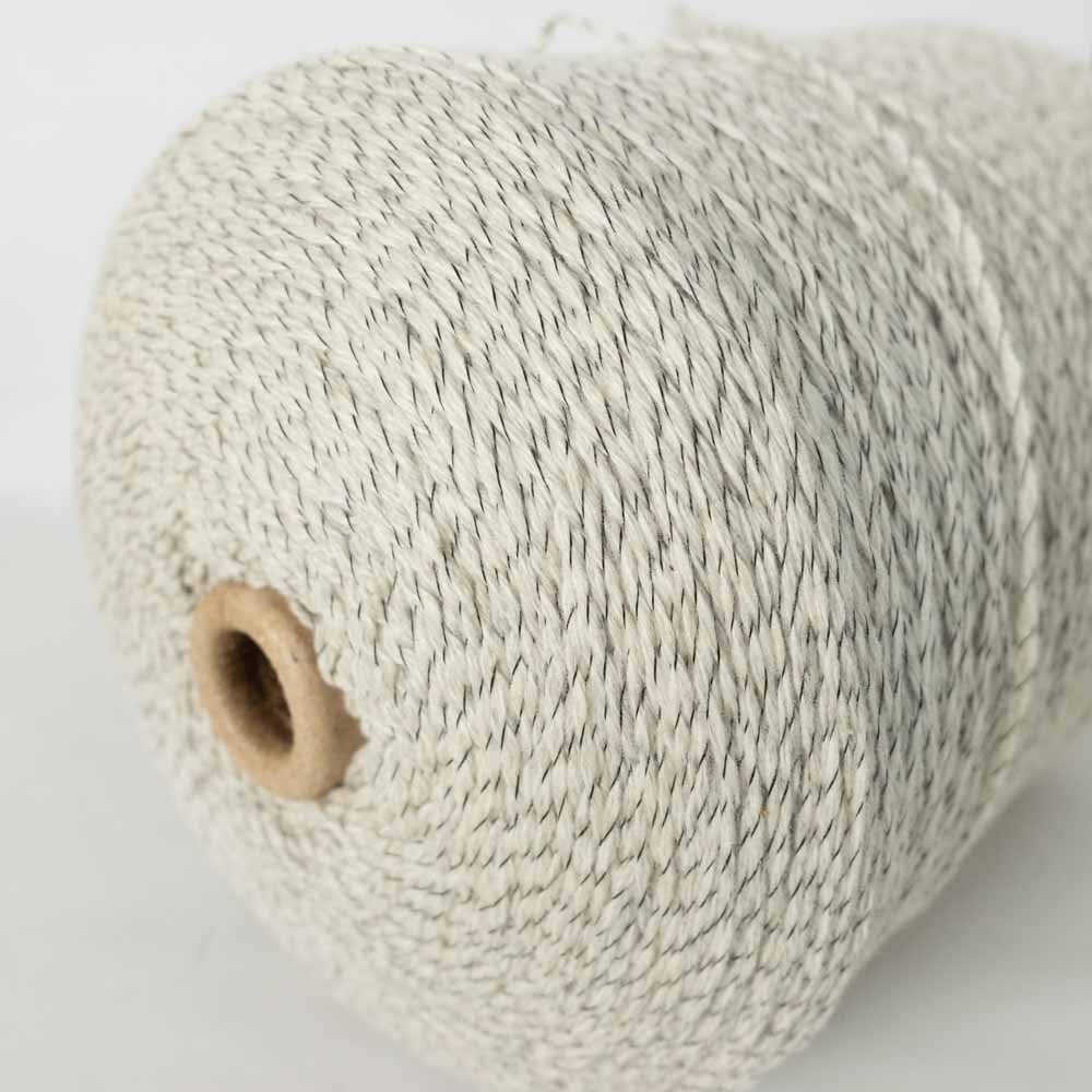 &lt;OUTLET&gt; [15] -big project- 1/4 Nylon twist cashmere α - White Tiger (some stains) [Only one available]