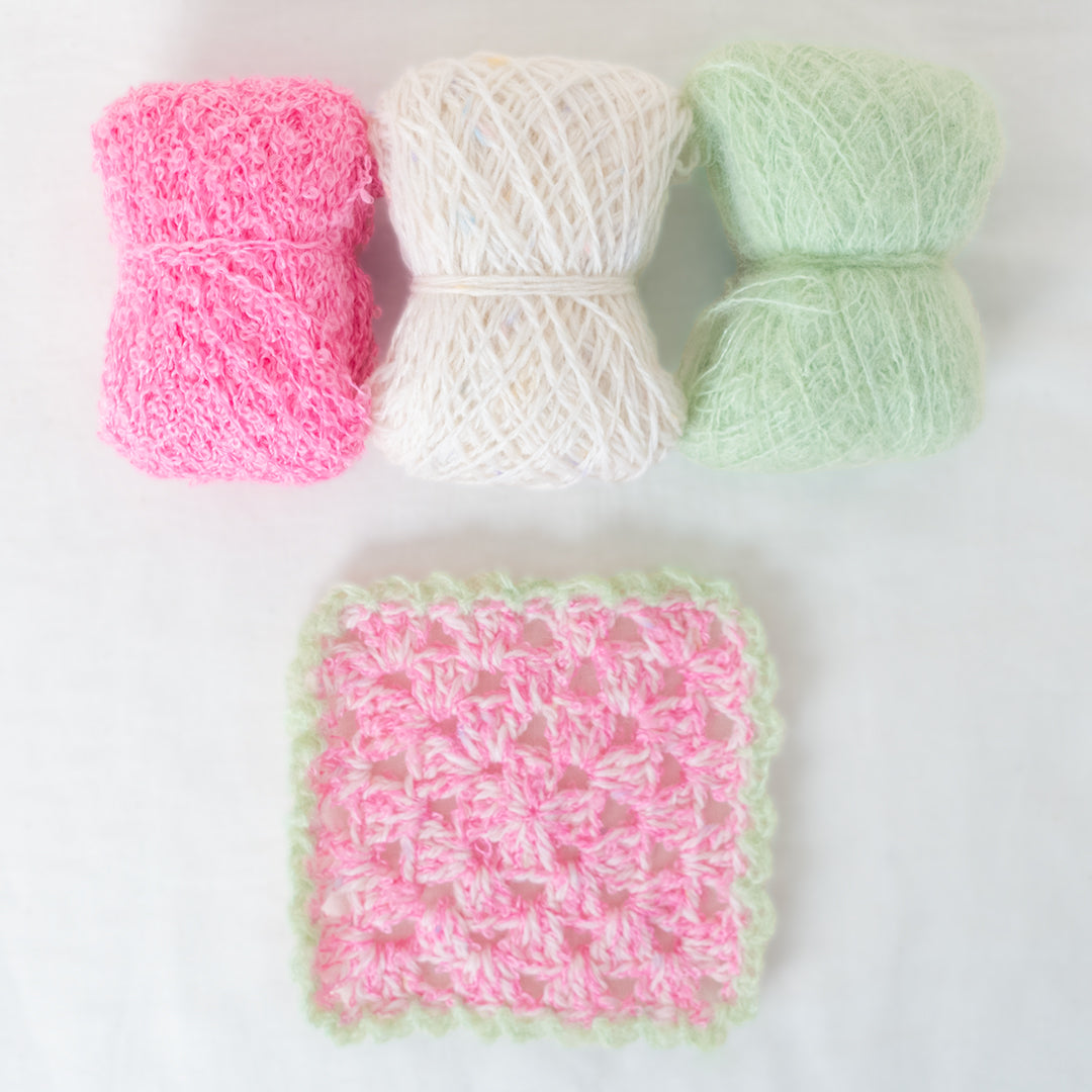 [Free Scrunchie Pattern] Peach [Set] (Let's crochet some fruit)