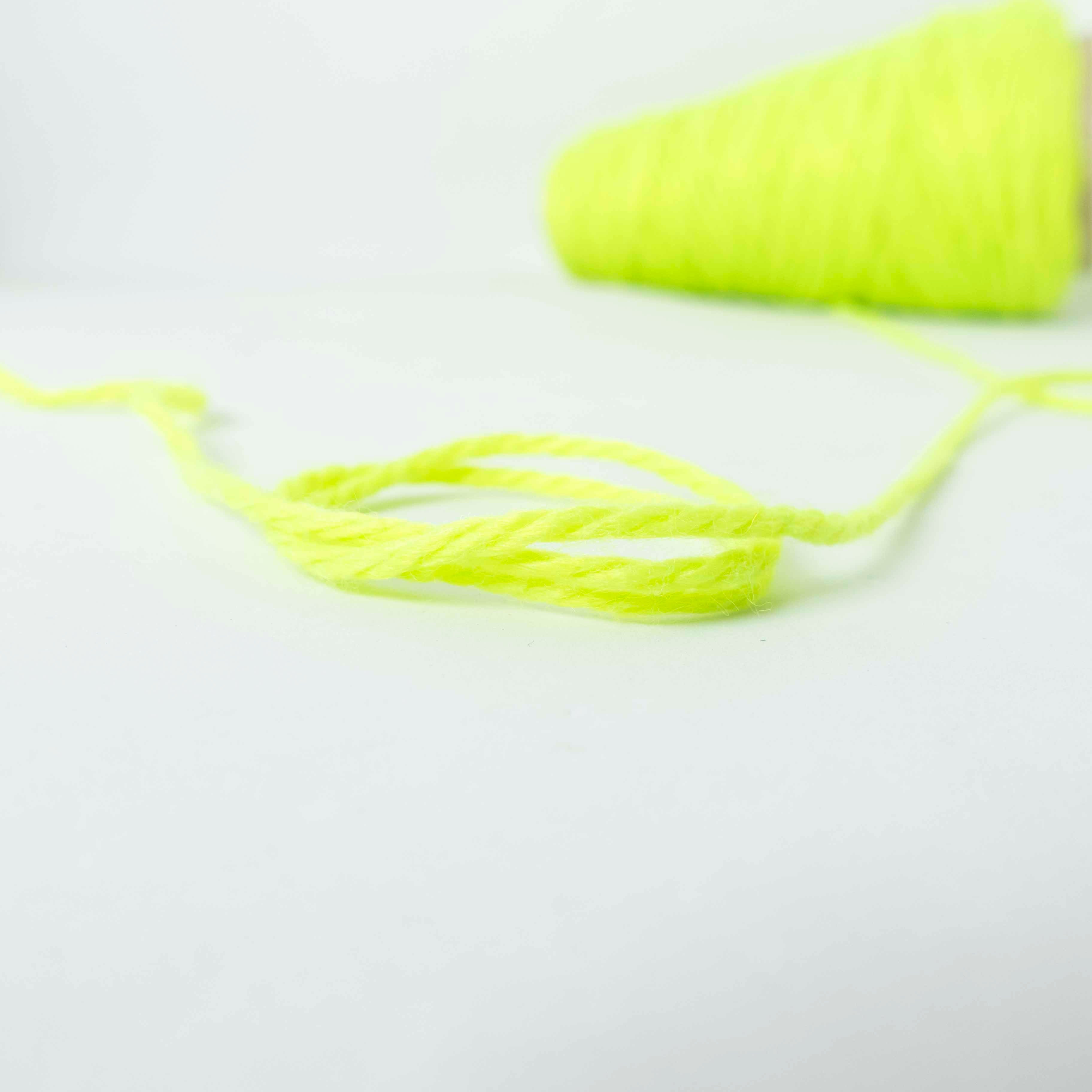 1/1.83 PIXIE - 100g（ウールアクリル）