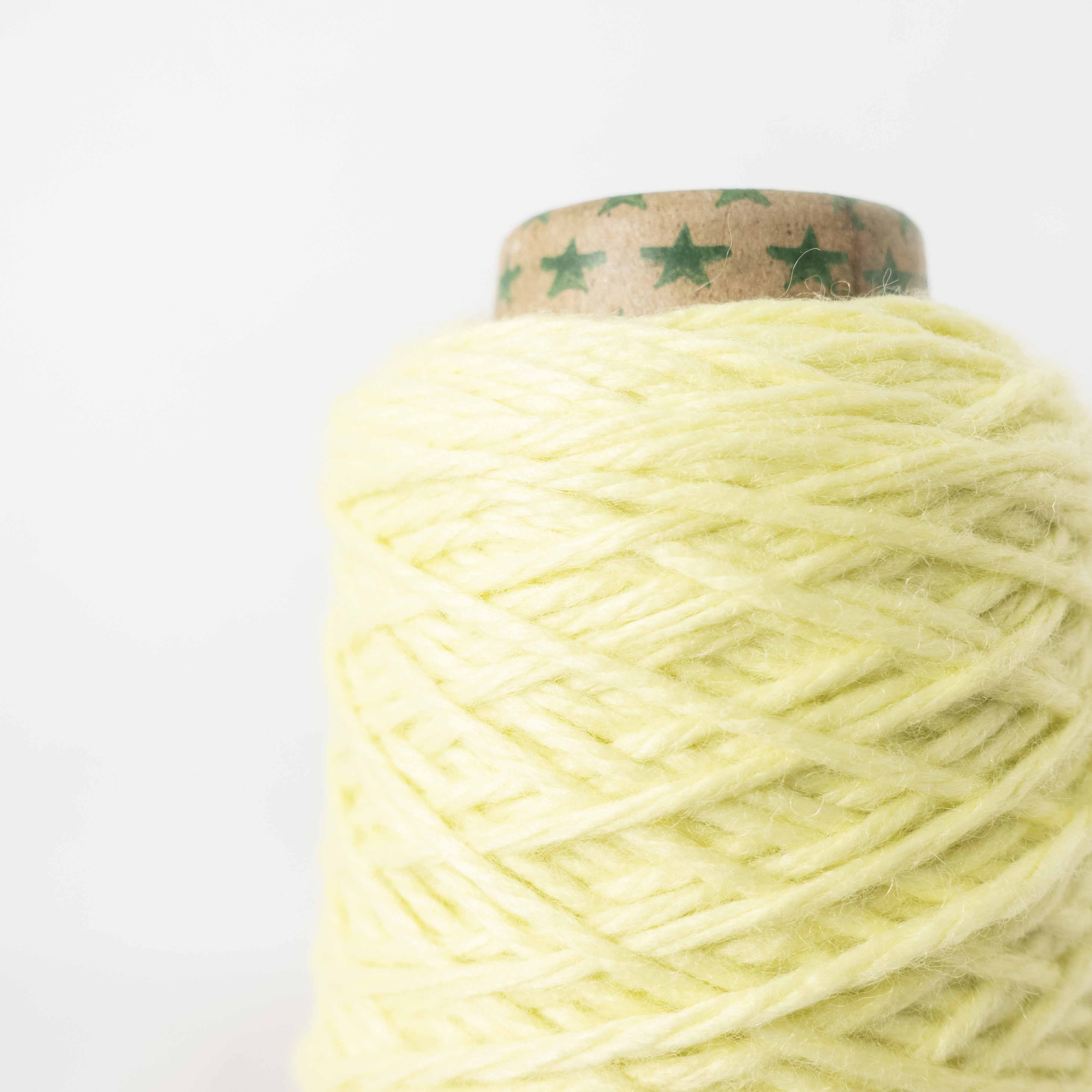 1/1.83 PIXIE - 100g（ウールアクリル）