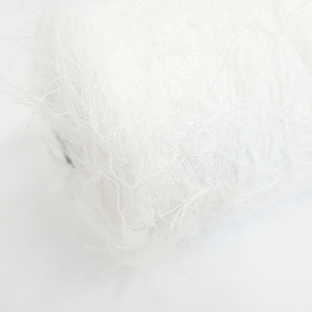 1/8.5 Nylon Curly Yarn - White