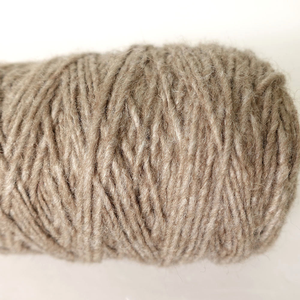 1/2 Spanish Merino Roving - cocoa