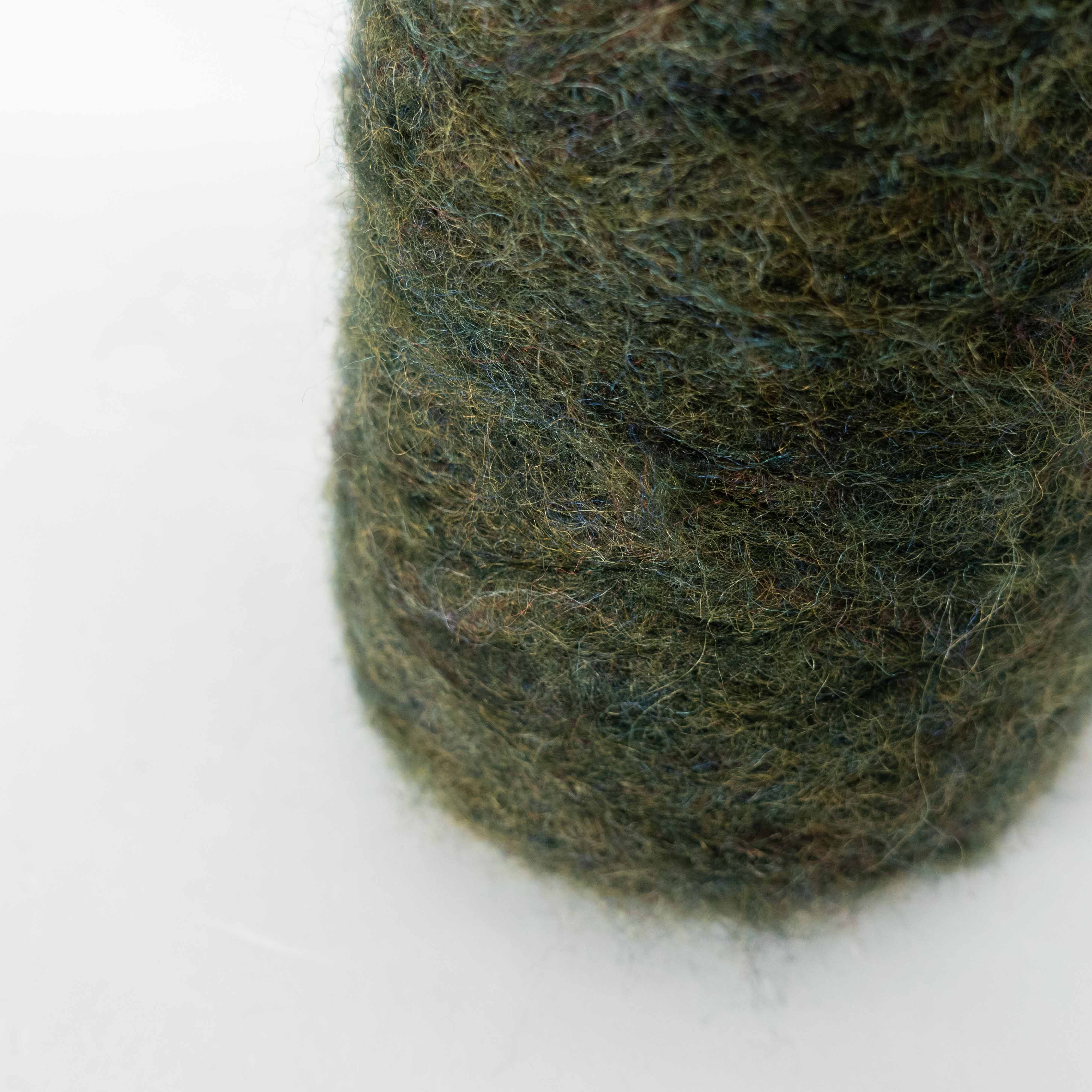 1/9 - LIGHTNING italy (mohair blend tam)