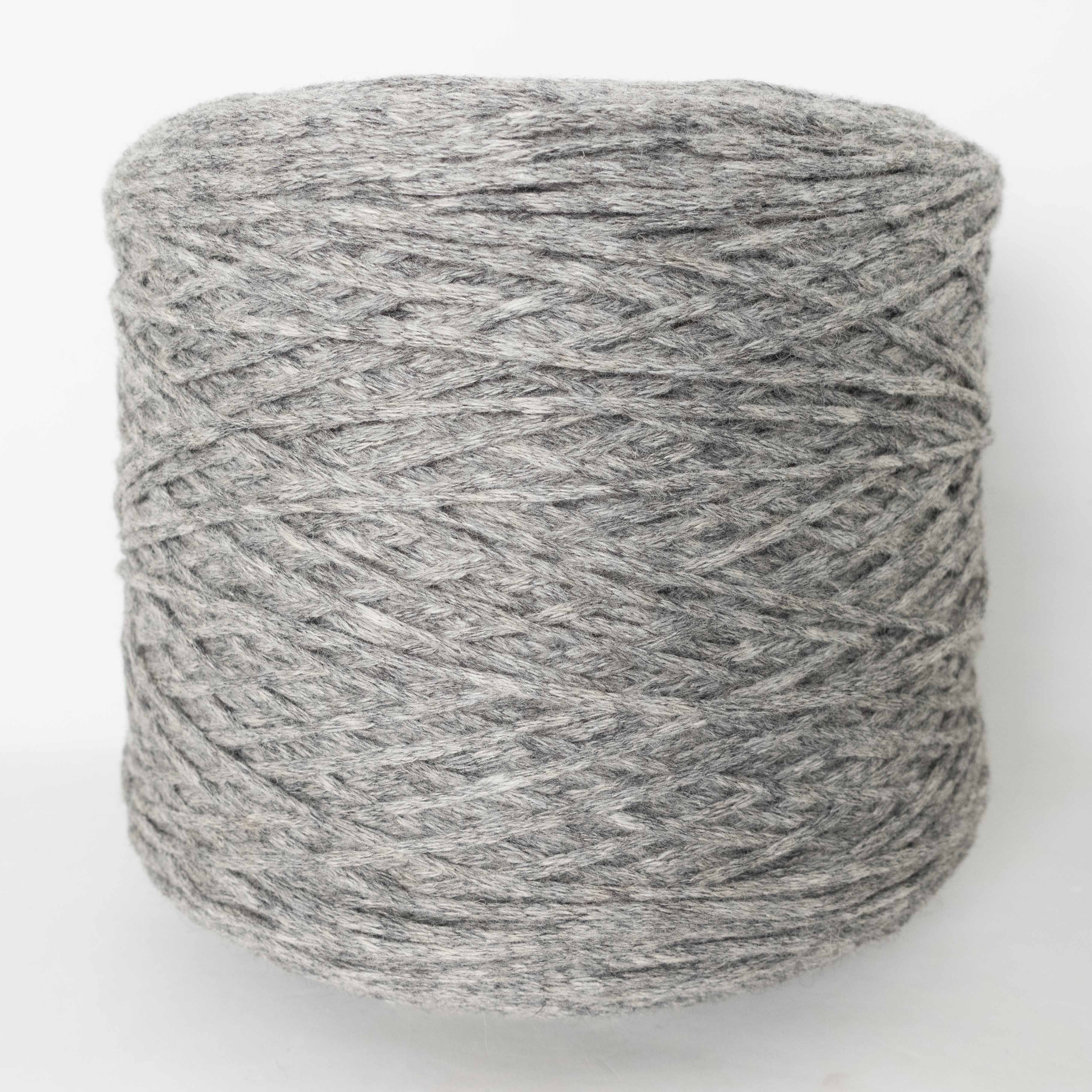 1/1.6 RACCOON LILY YARN