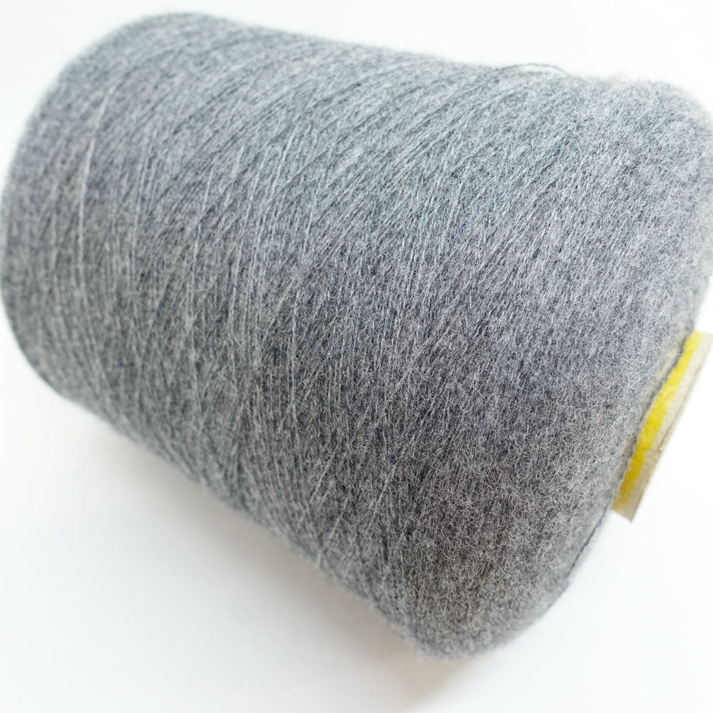 -big project- 2/30 Australian wool - grey