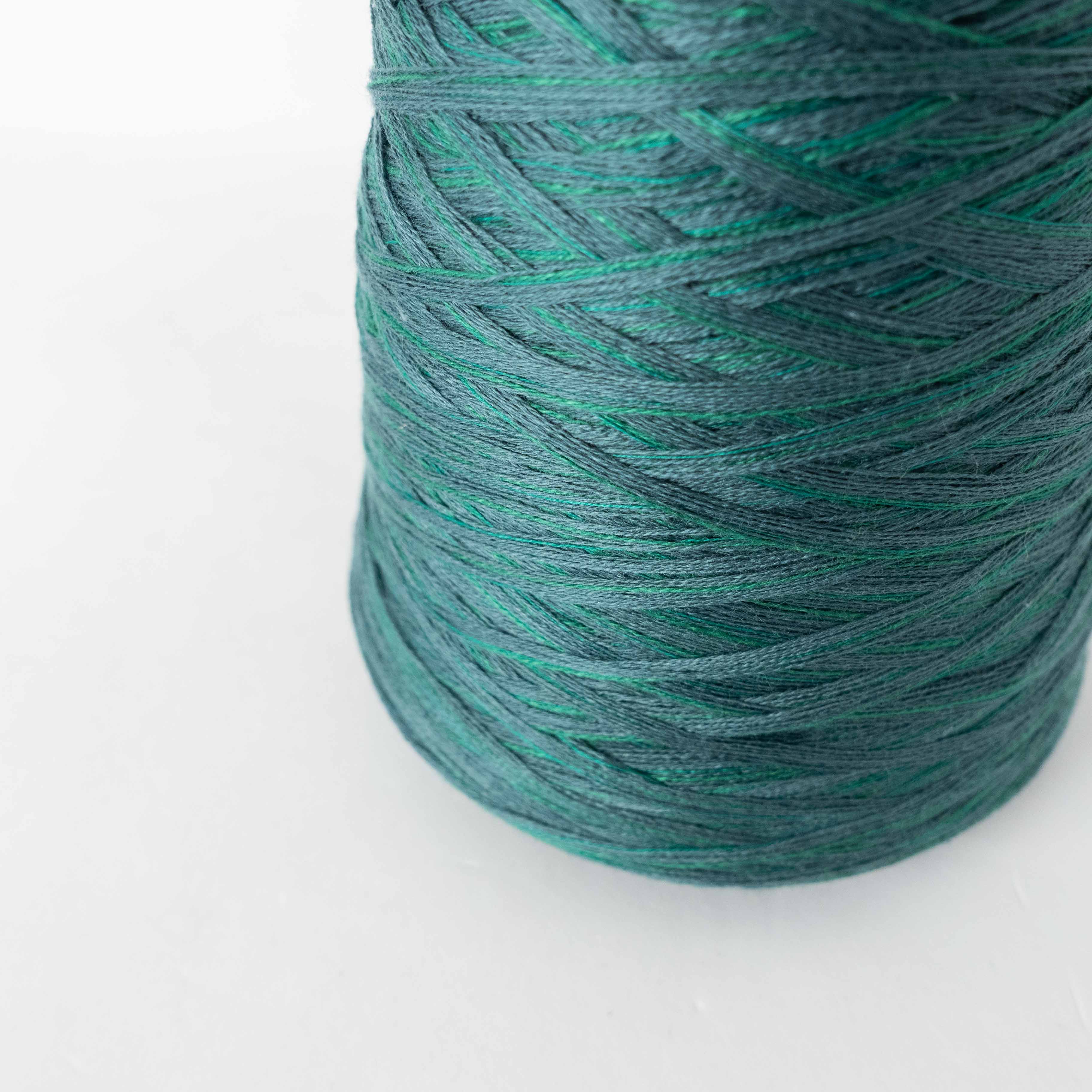 [Leaf Symphony] Peacock Rhapsody (medium weight, cotton type) (ITORICOT Concept Yarn)