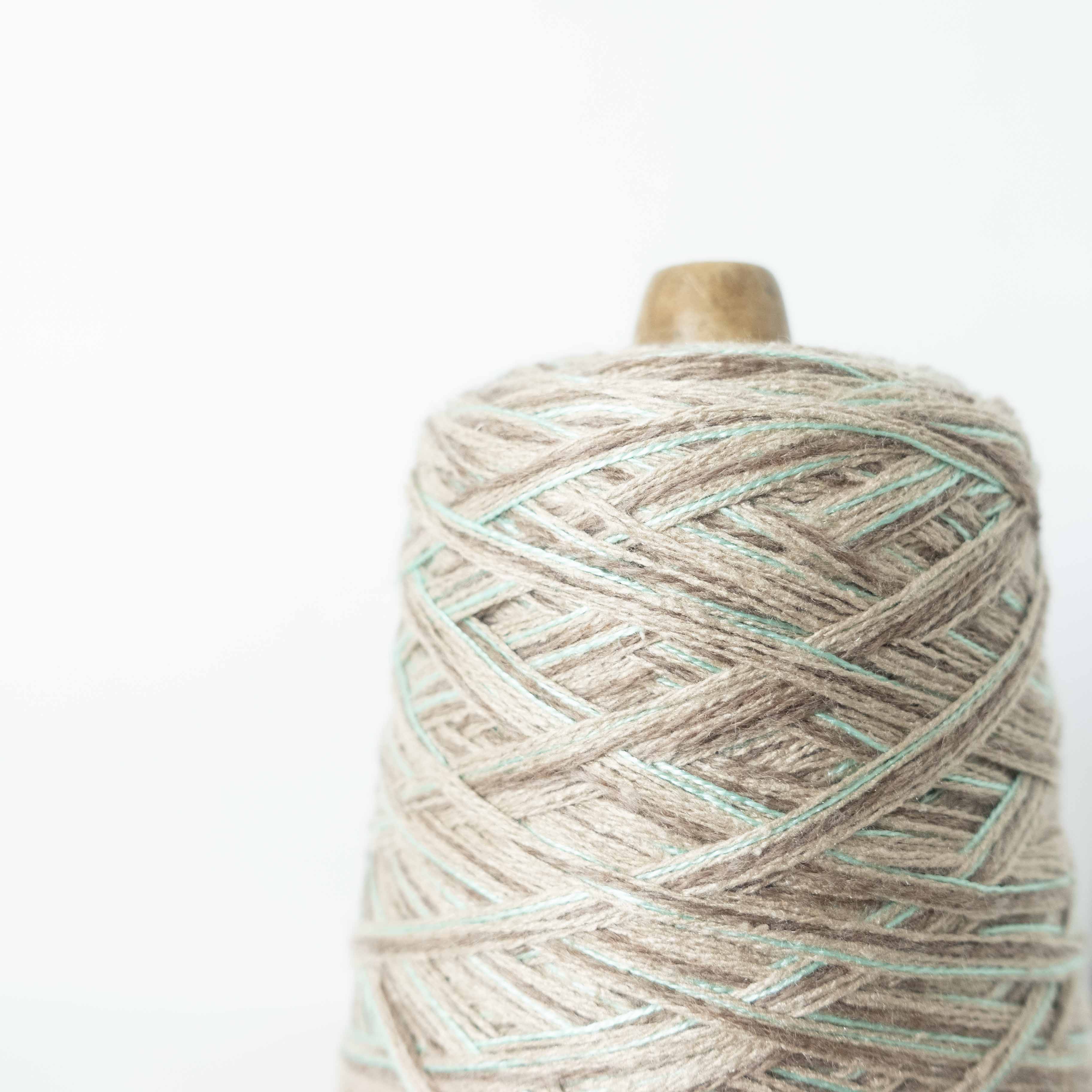 Smoky Quartz（中細・リネンシルクカシミヤ）（ITORICOT Concept Yarn）