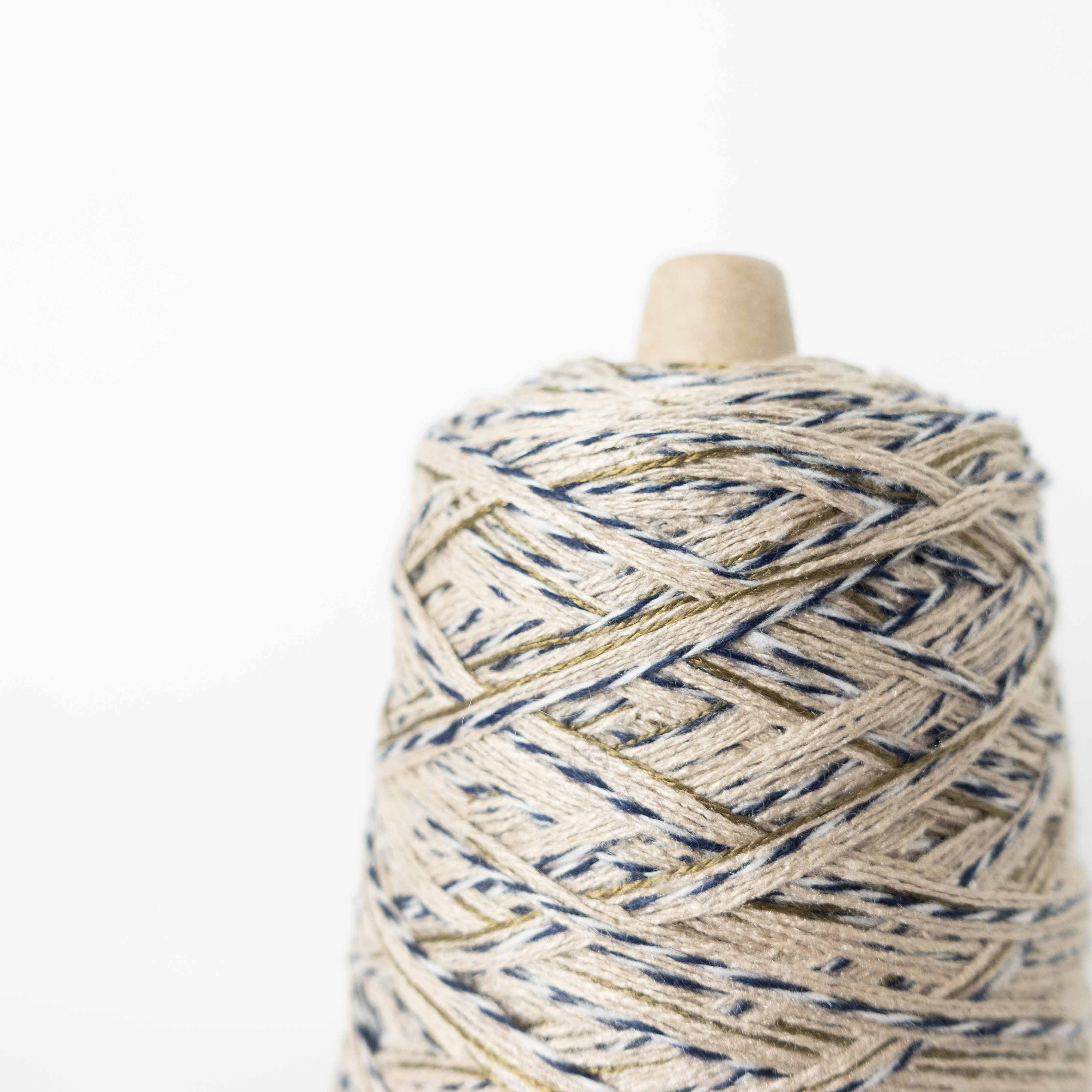 Smoky Quartz（中細・リネンシルクカシミヤ）（ITORICOT Concept Yarn）