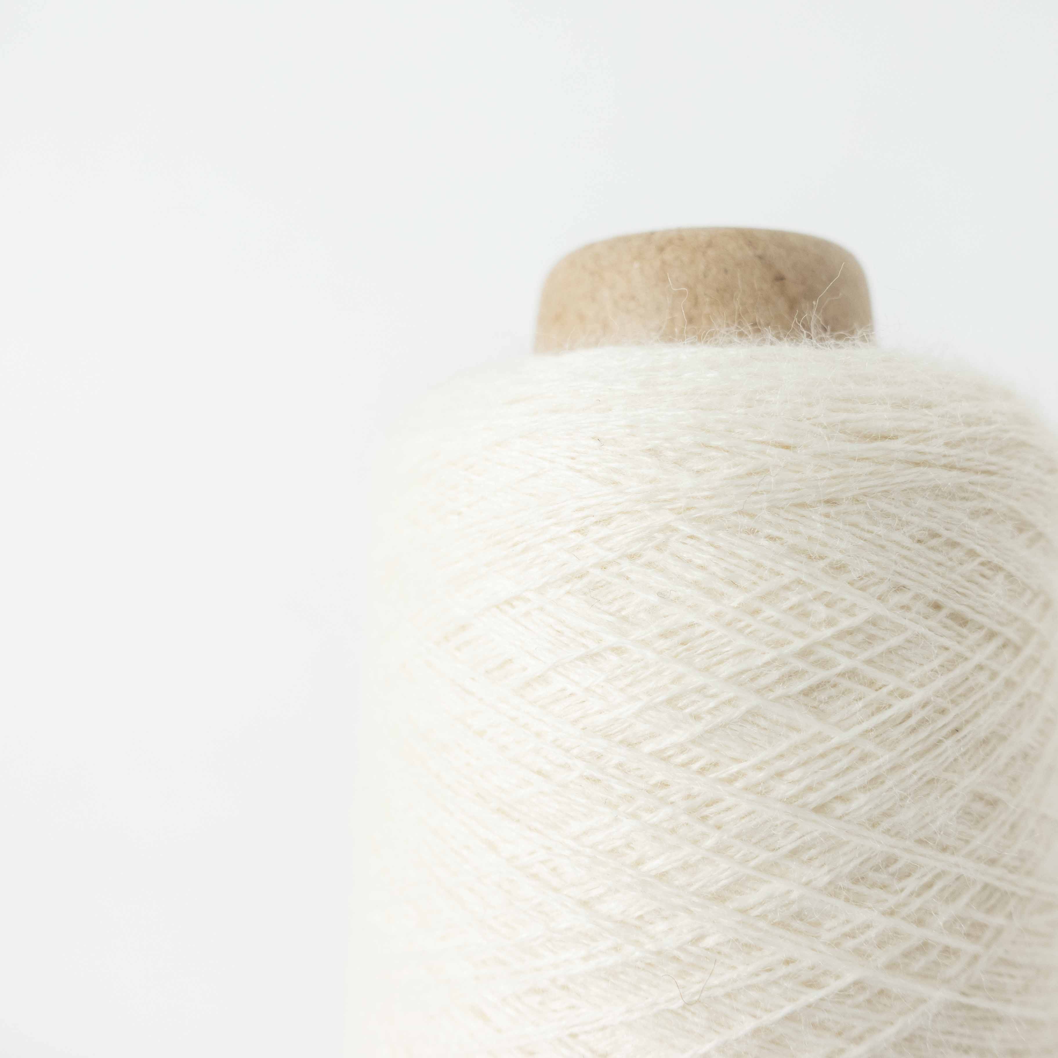 2/48 Wings - 100g - エクリュ