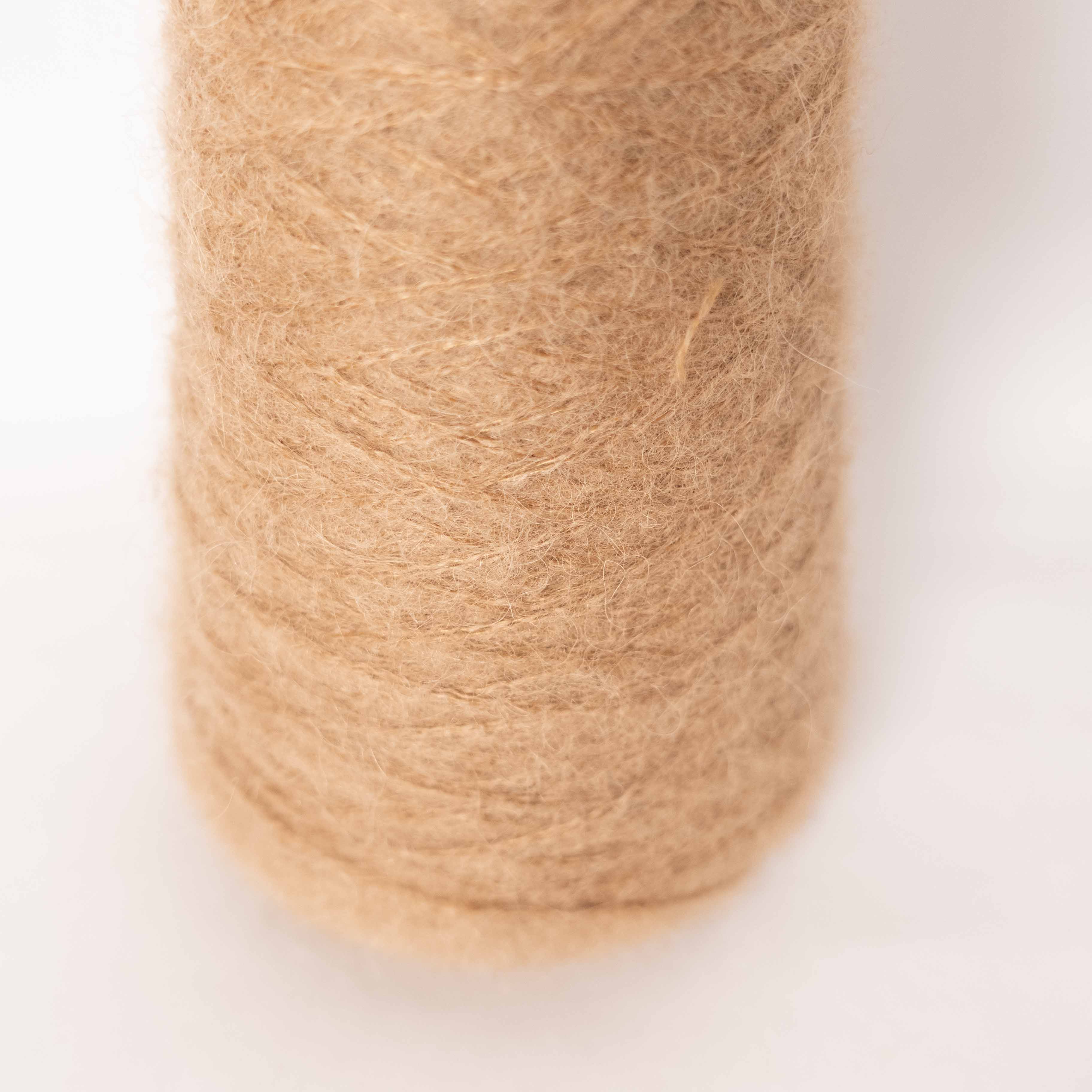 1/15.6×2ply Fluffy Baby Alpaca - camel