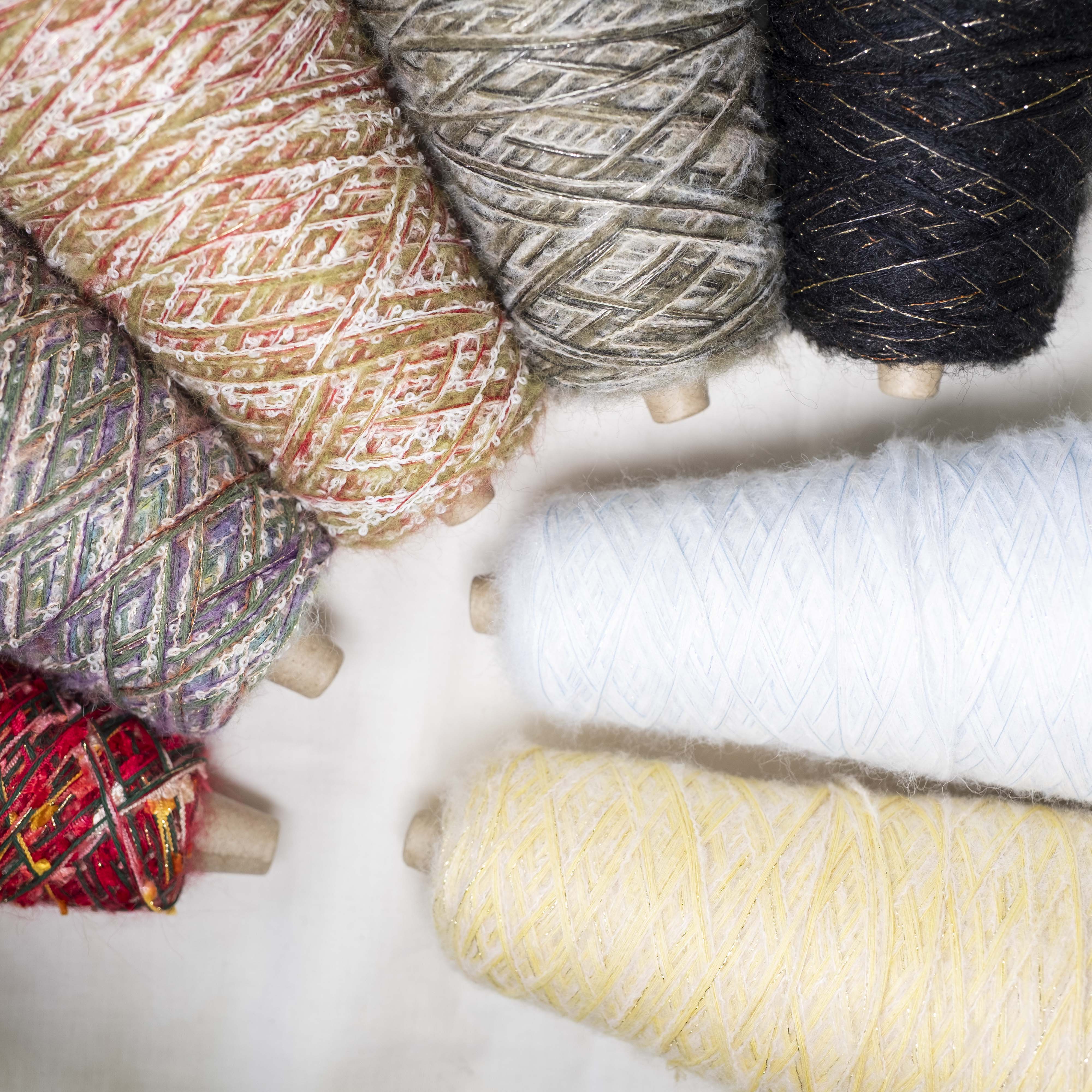 〈クリスマスシリーズ〉MIXED YARN（ミックスヤーン）