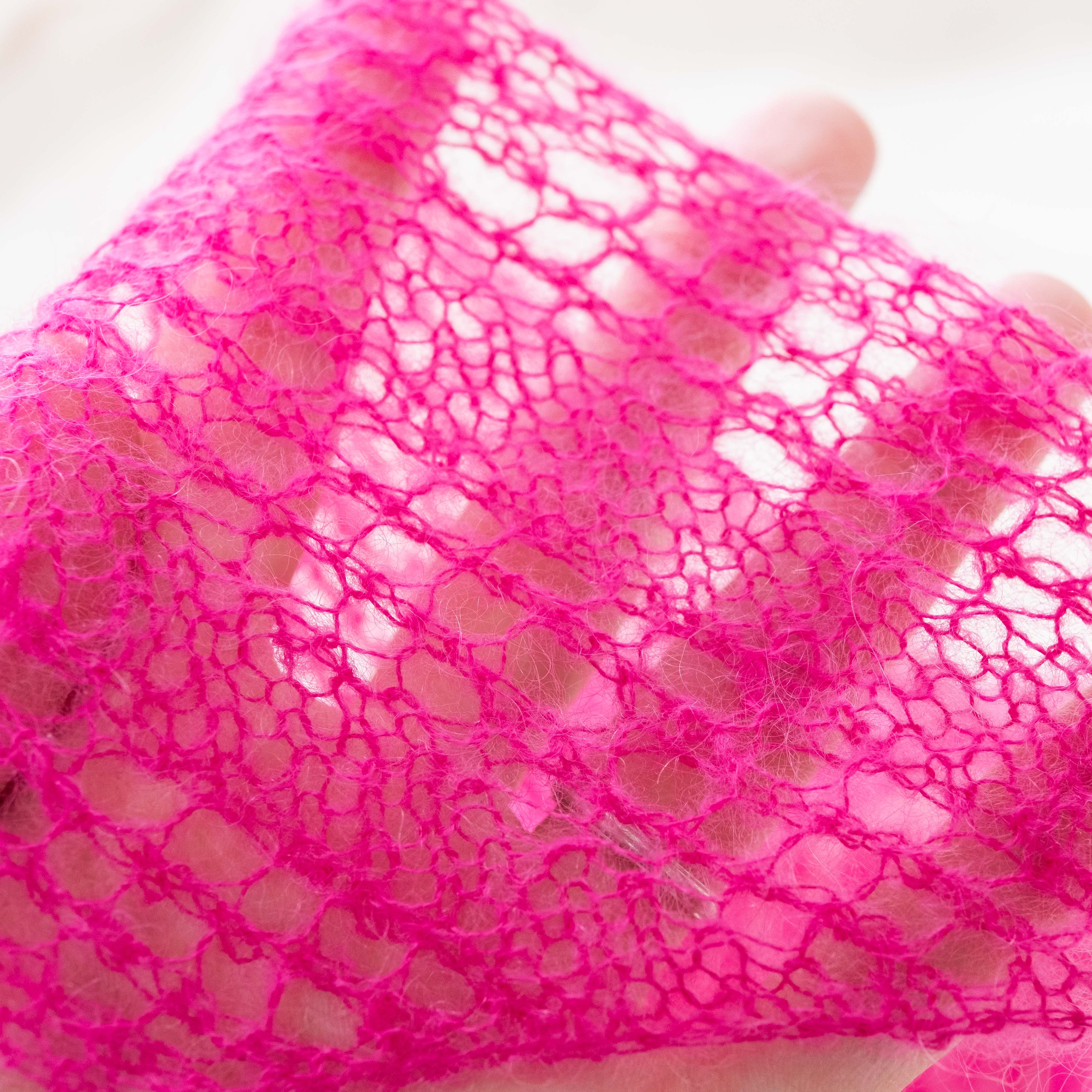 1月28日｜ande Nobu先生とFLUORITEで編む、こもれびスカーフワークショップ