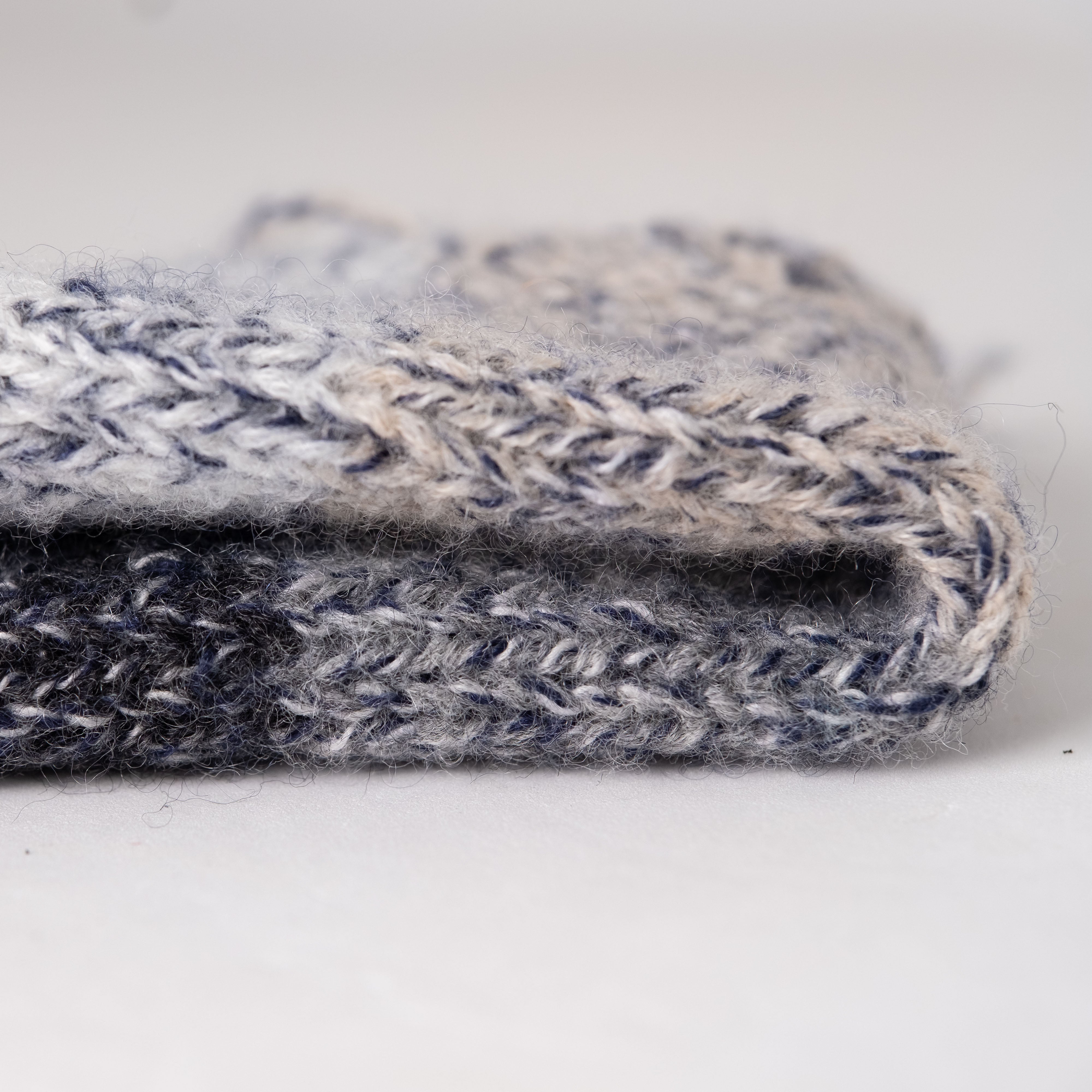 Sora Ito(合細・ウールカシミヤ)(ITORICOT Concept Yarn)