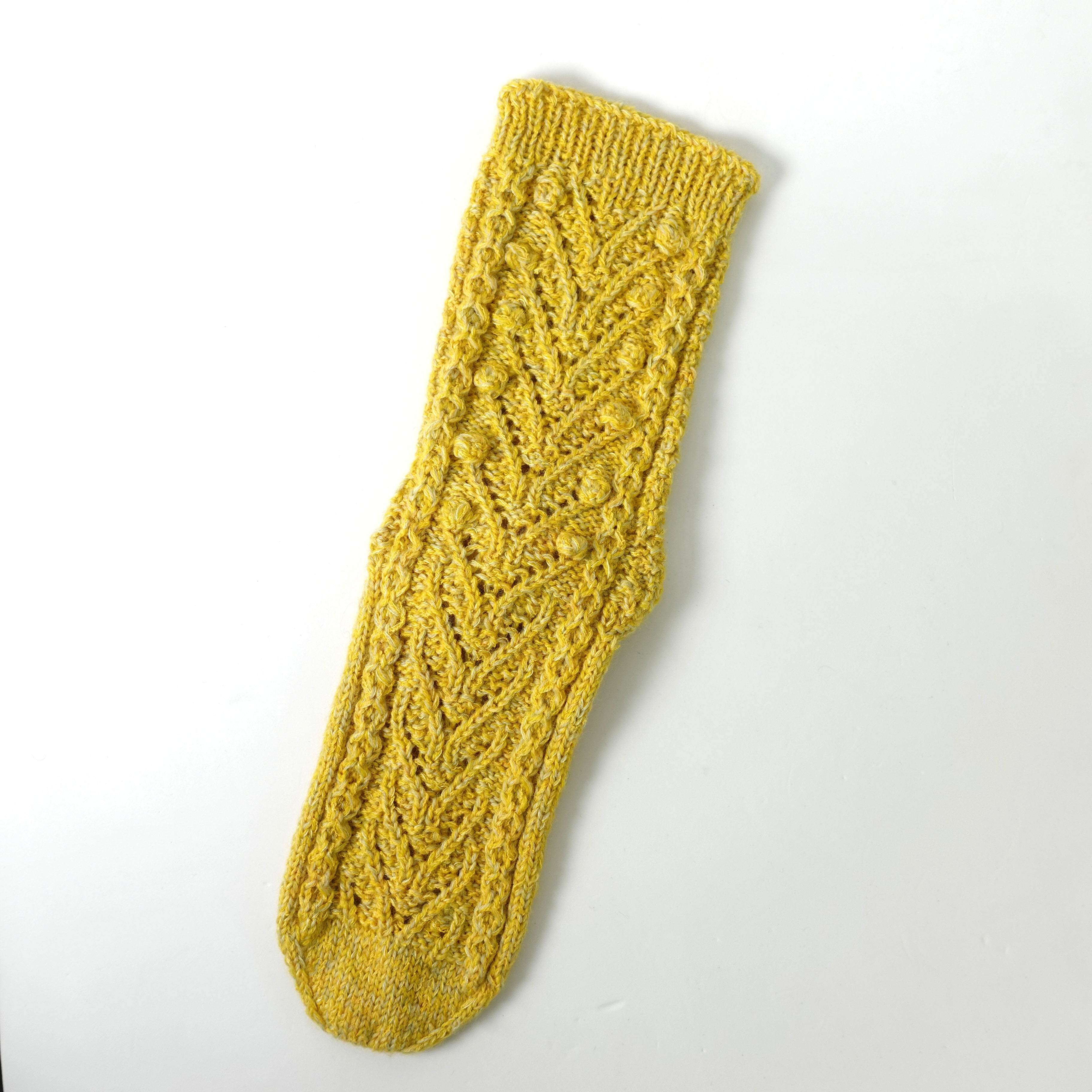 [Socks pattern] Dogwood [PDF]